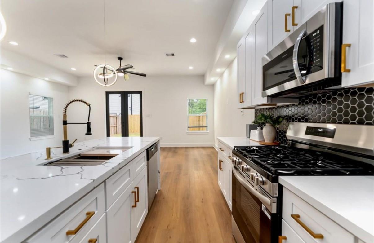 4121 Shelby Circle # B