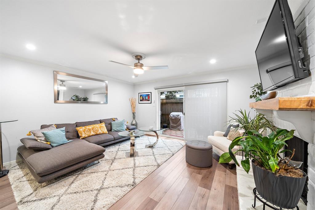 10333 Longmont Drive Unit: 35/3