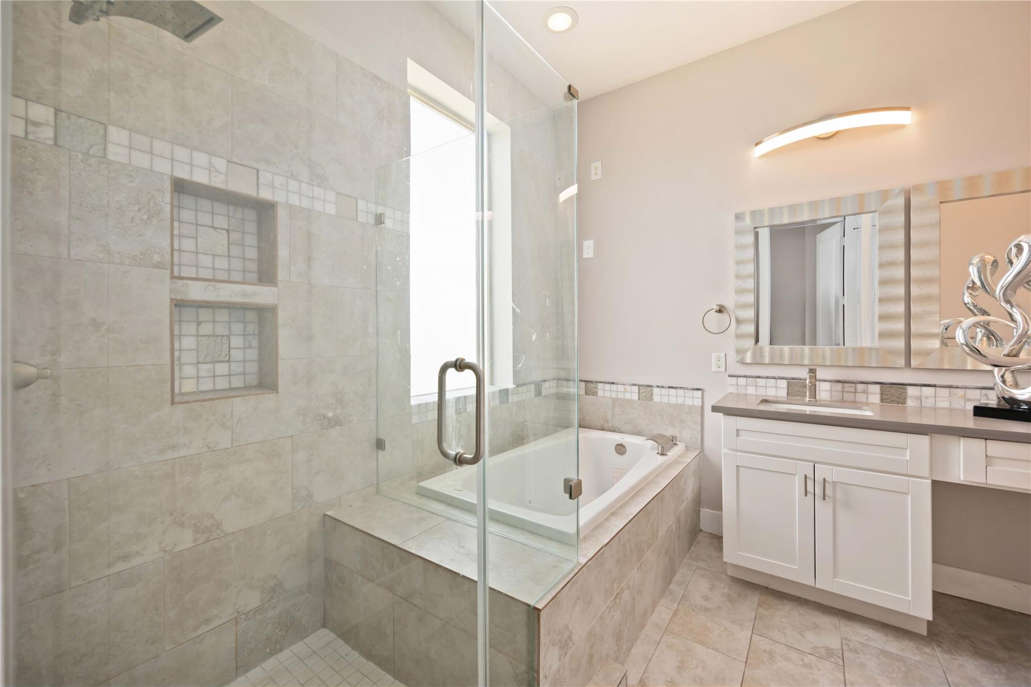 1005 Bingham Street # 5, Houston Unit: 5