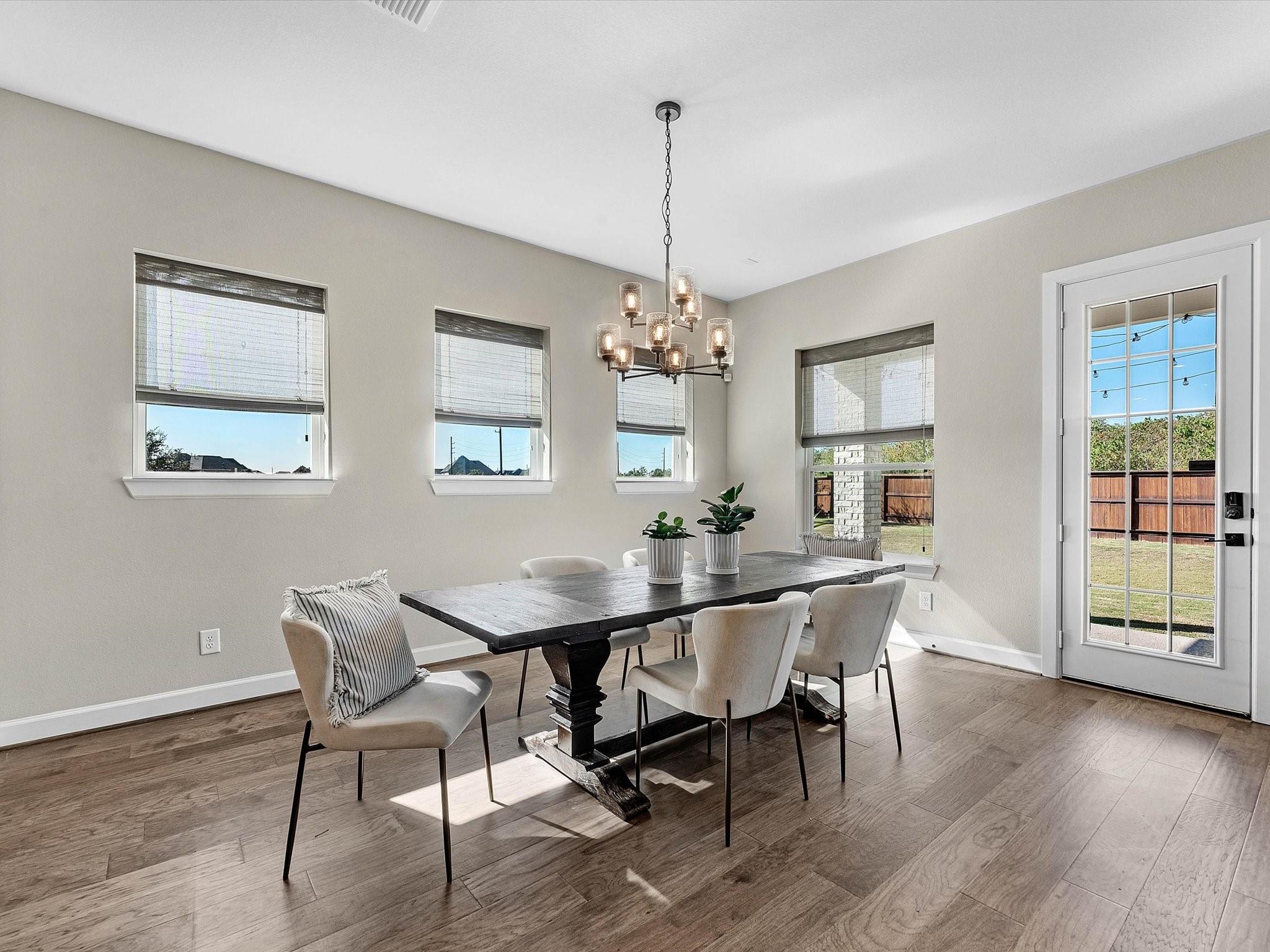 3103 Honeysuckle Way