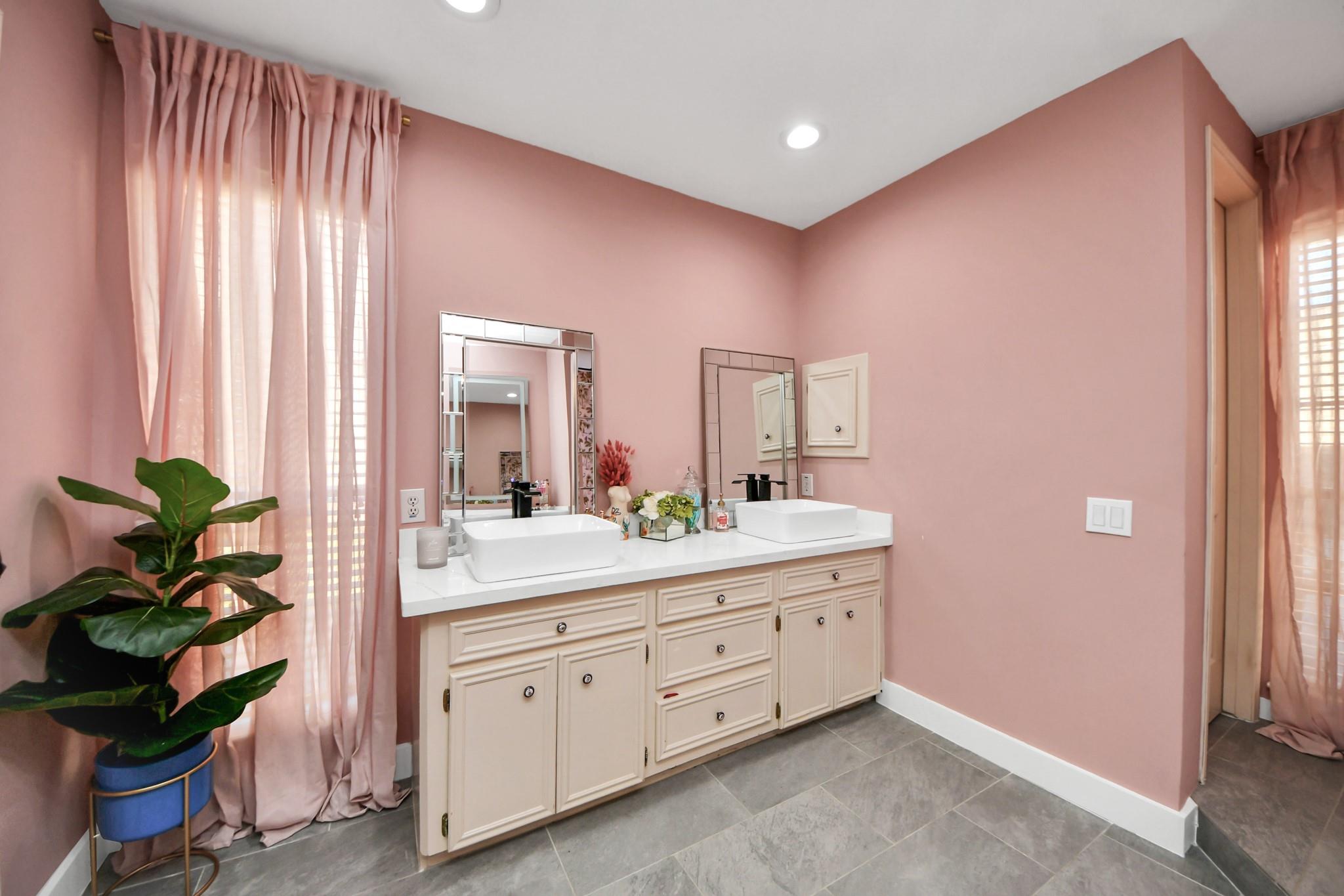 15015 Margeson Street