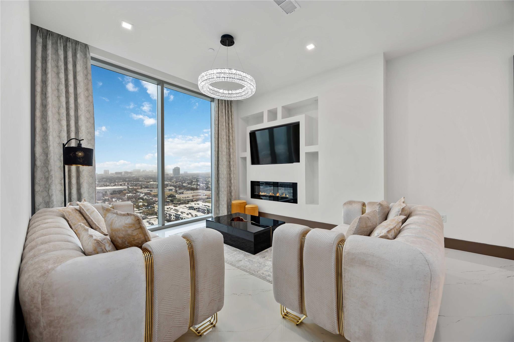 1711 Allen Pkwy # 1907