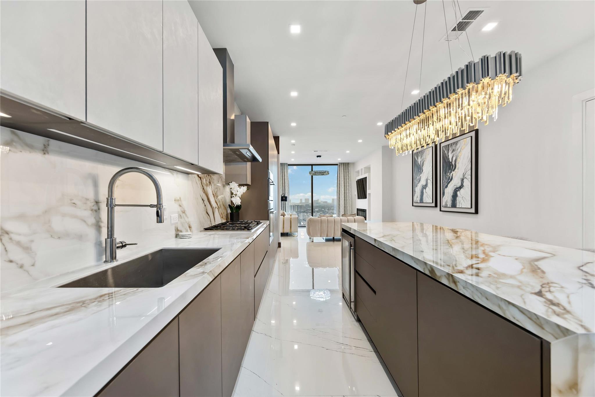 1711 Allen Pkwy # 1907