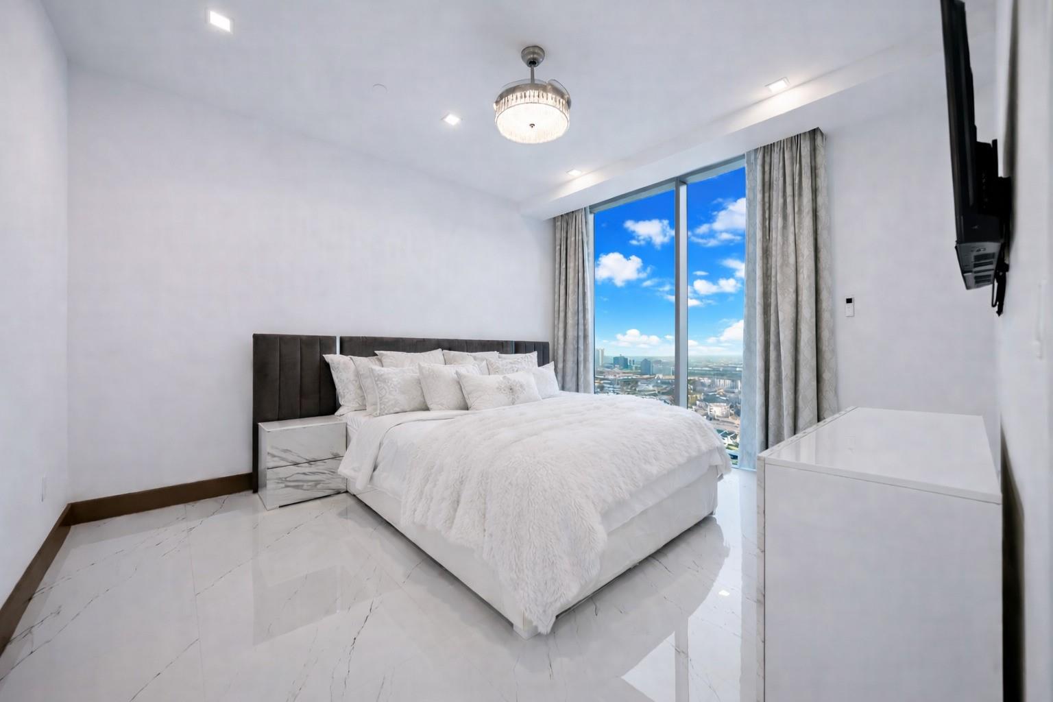 1711 Allen Pkwy # 1907