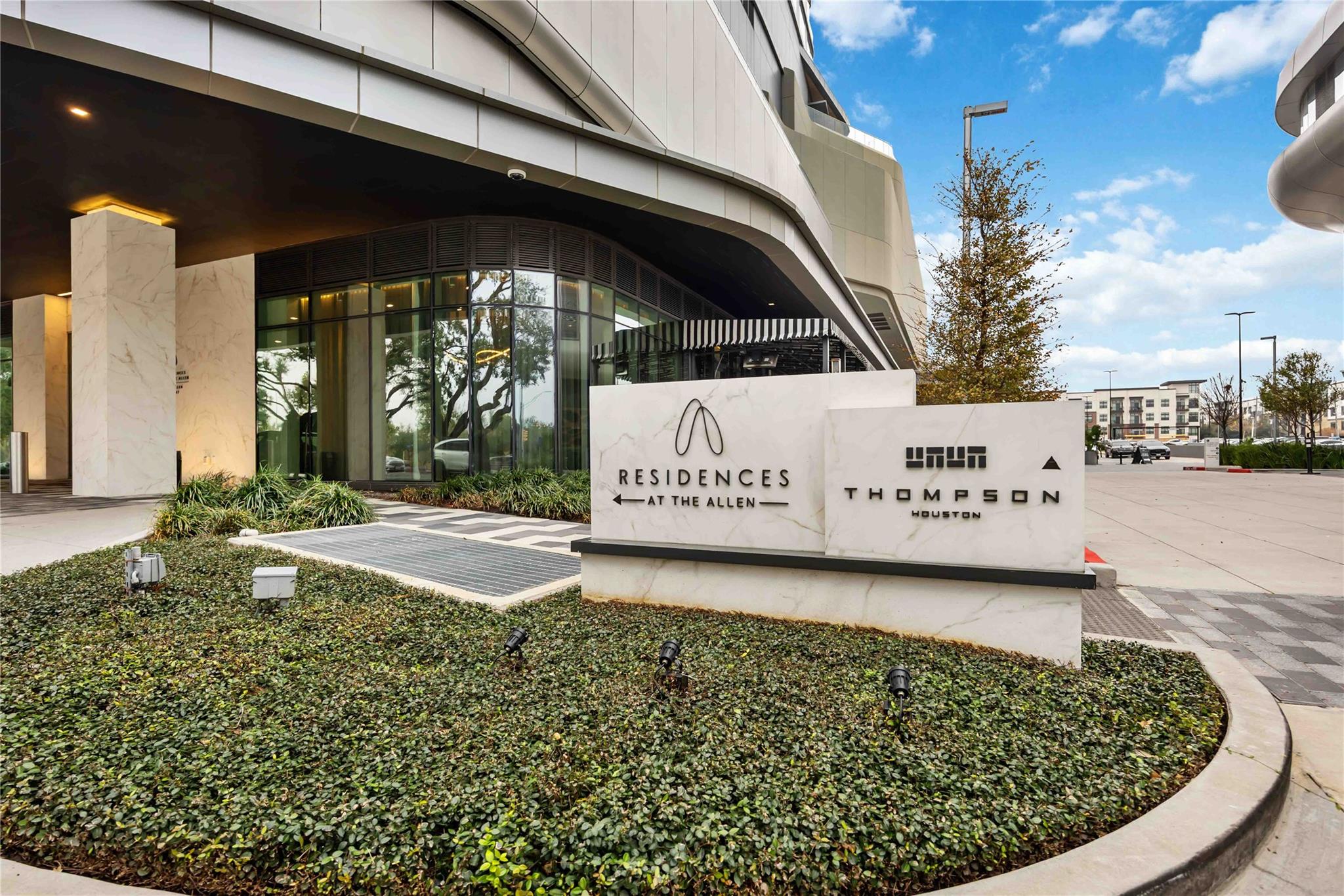 1711 Allen Pkwy # 1907