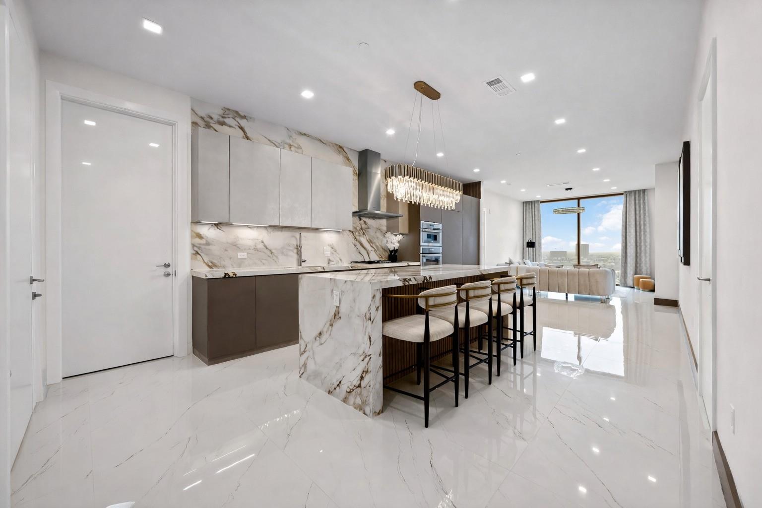 1711 Allen Pkwy # 1907