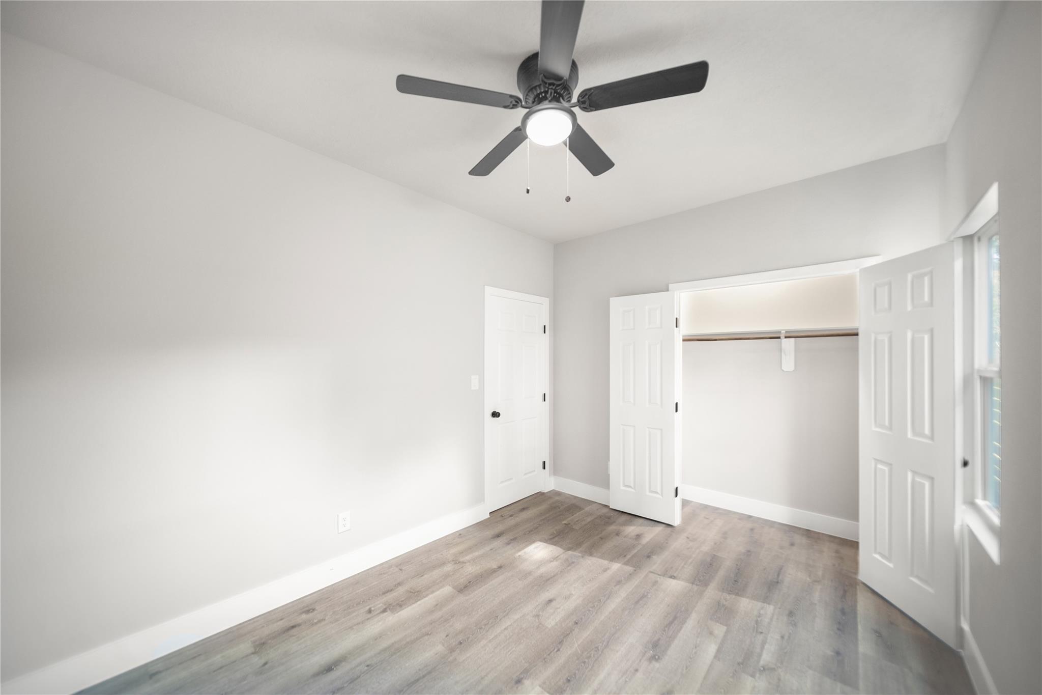 8512 Farqueson