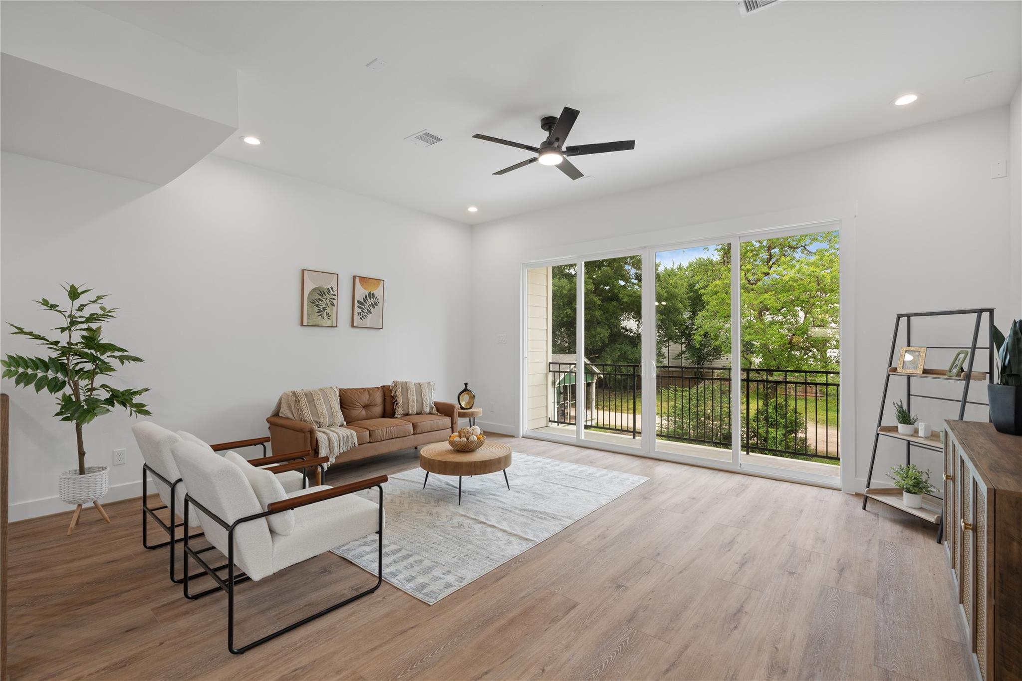 826 Curtin Street # D
