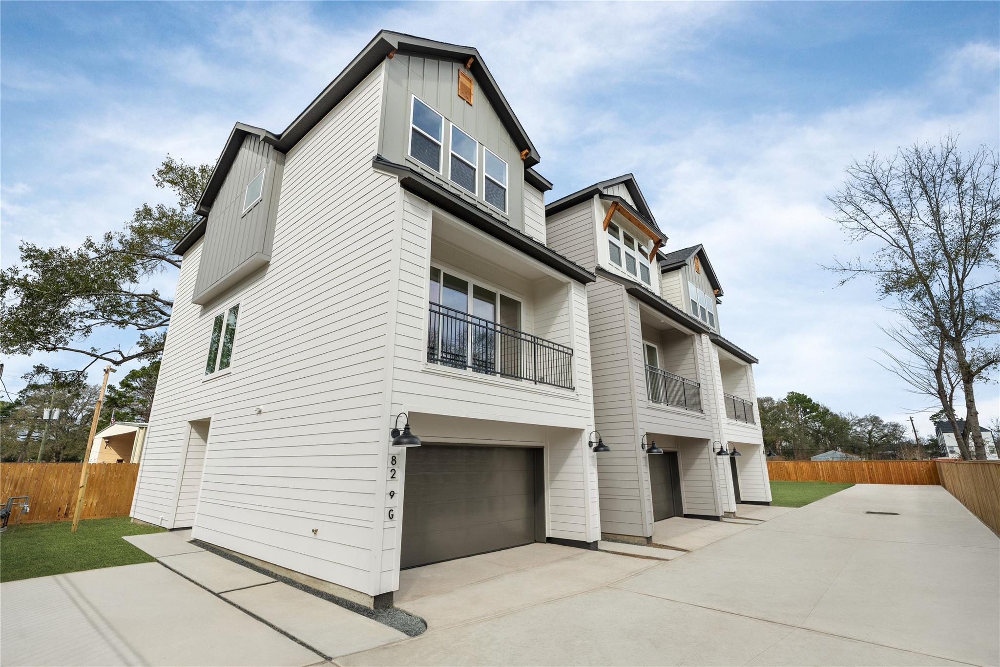 826 Curtin Street # D