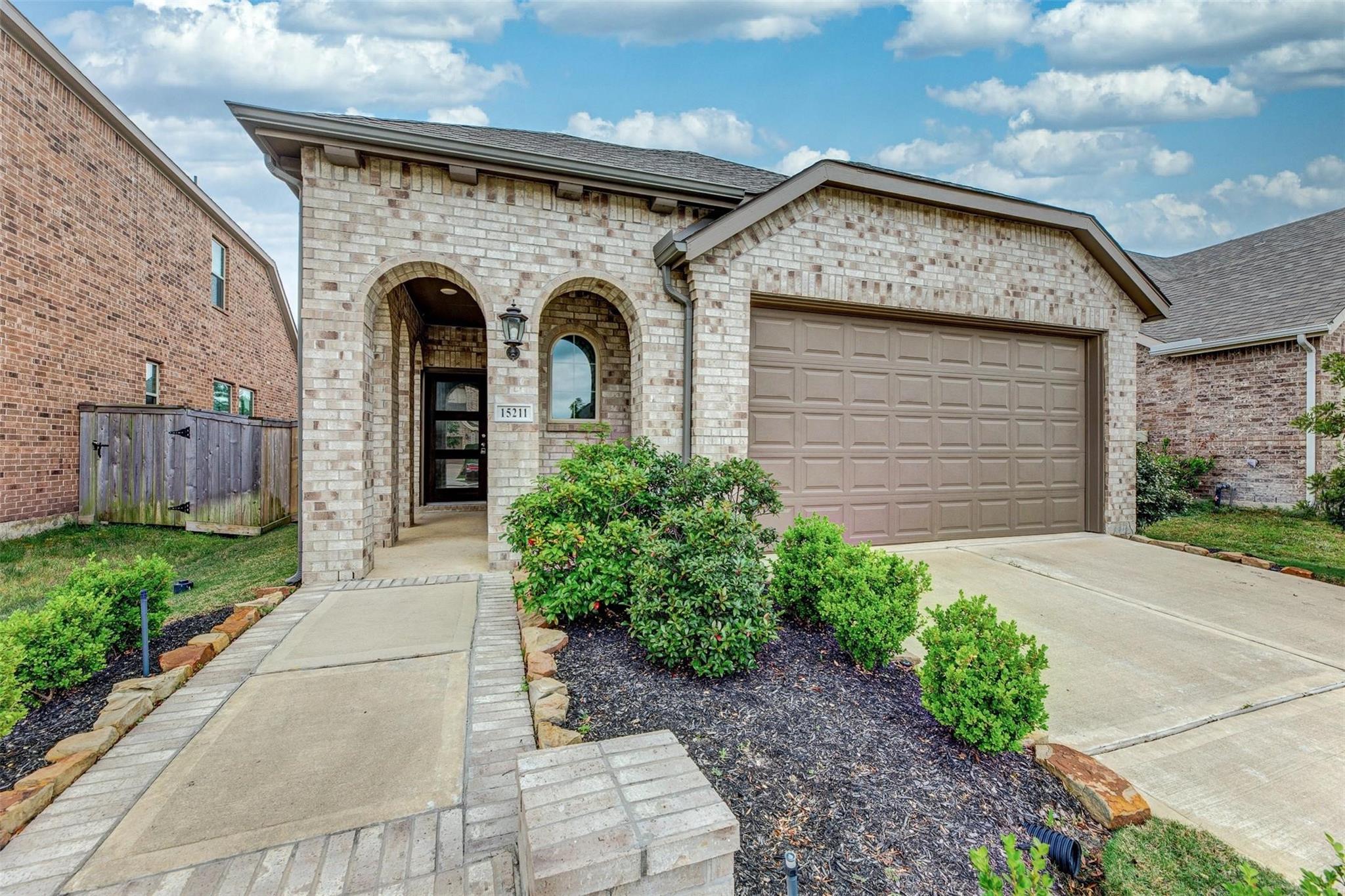 15211 Stuart Bat Cave Lane