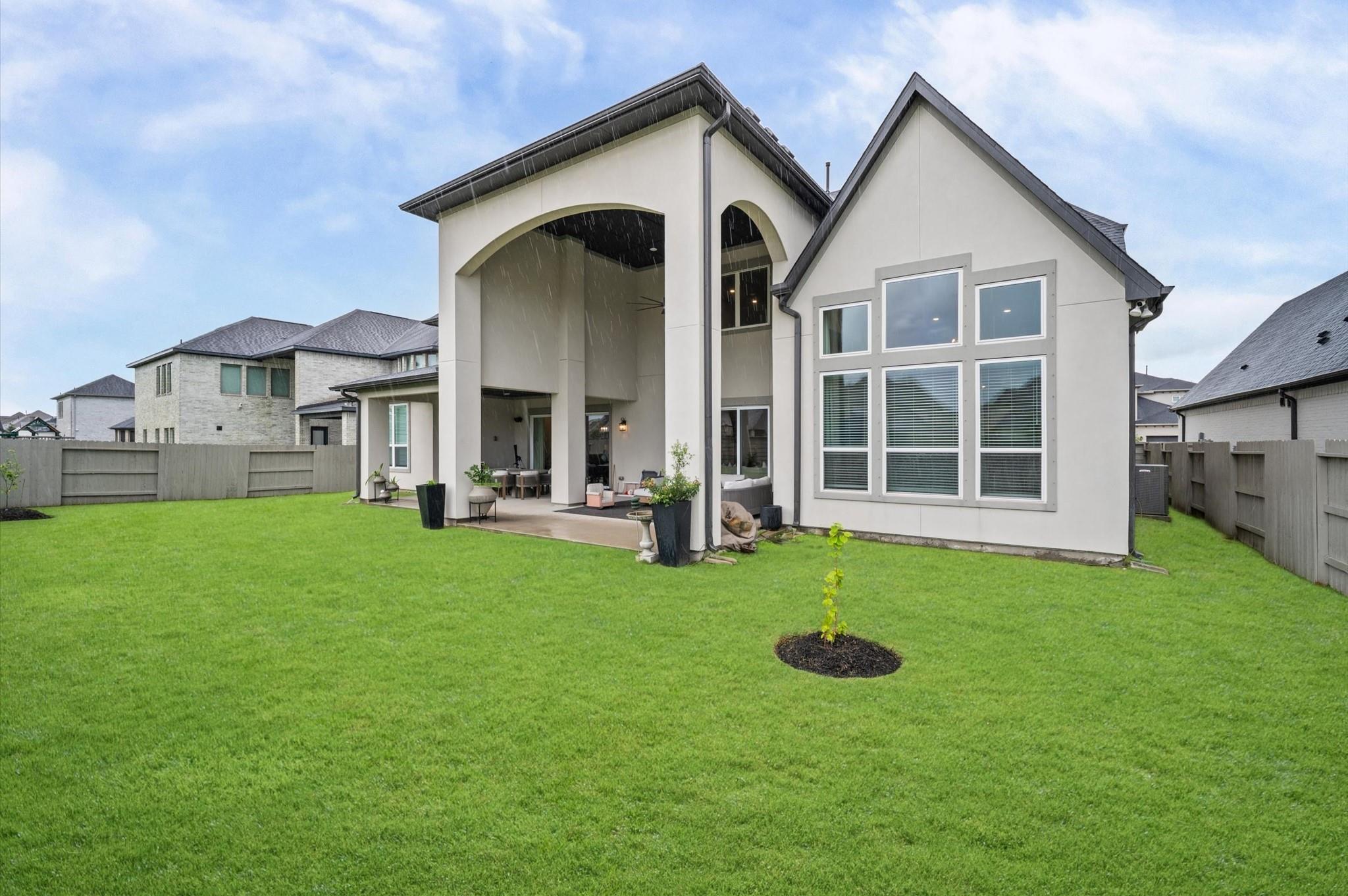 4923 Grapevine Lane