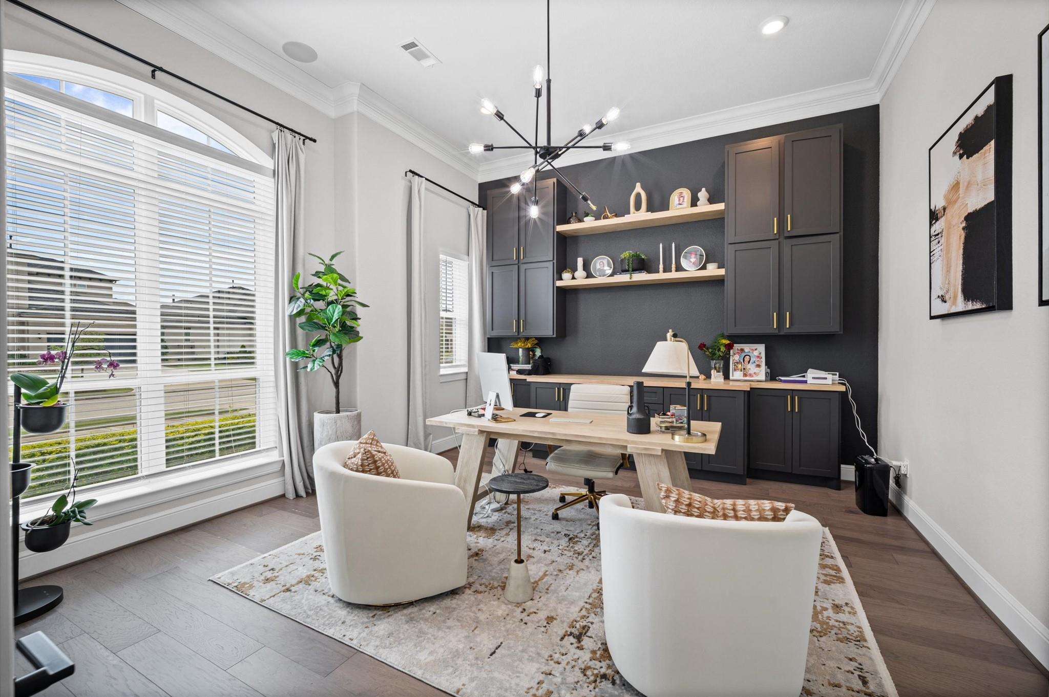 4923 Grapevine Lane