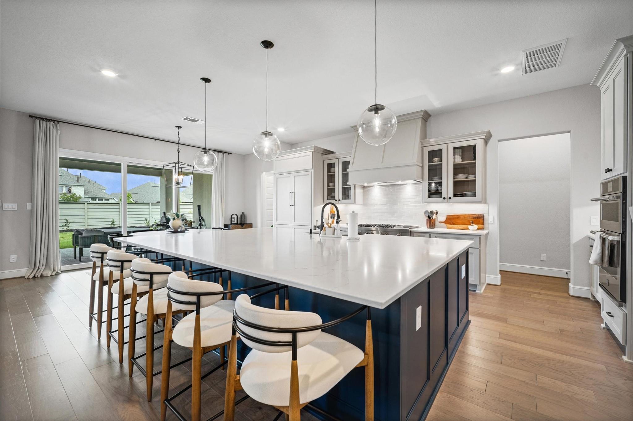 4923 Grapevine Lane