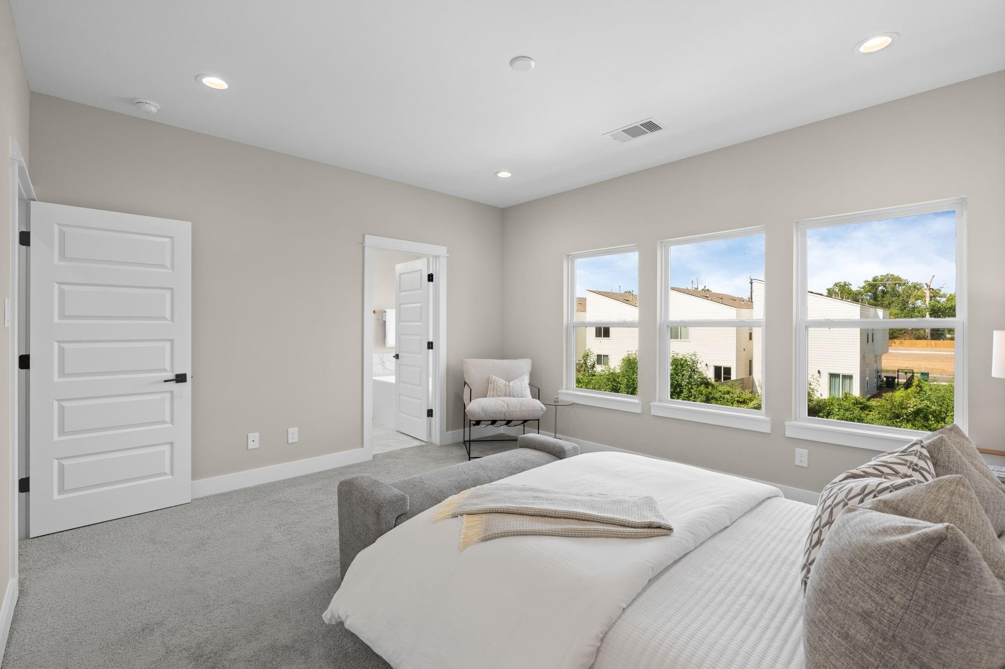 5817 Highland Sun Lane