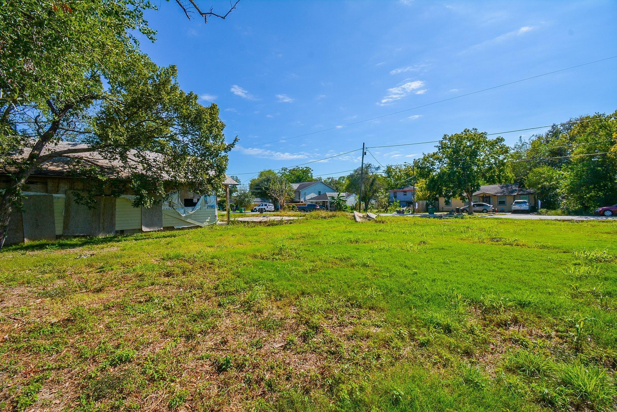 4607 Larkspur Street