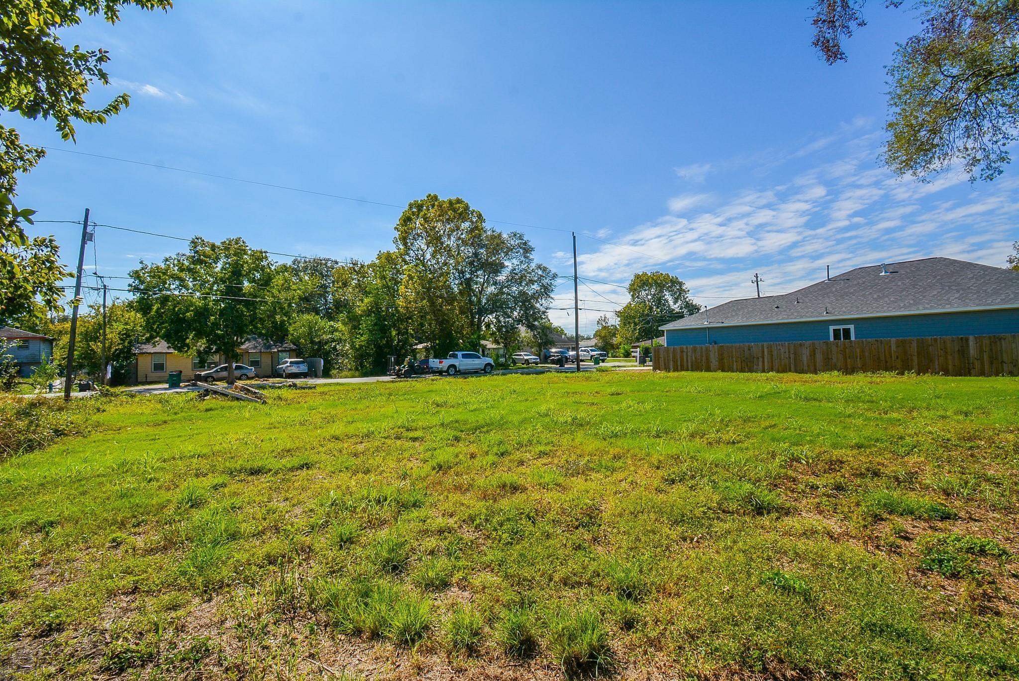 4607 Larkspur Street