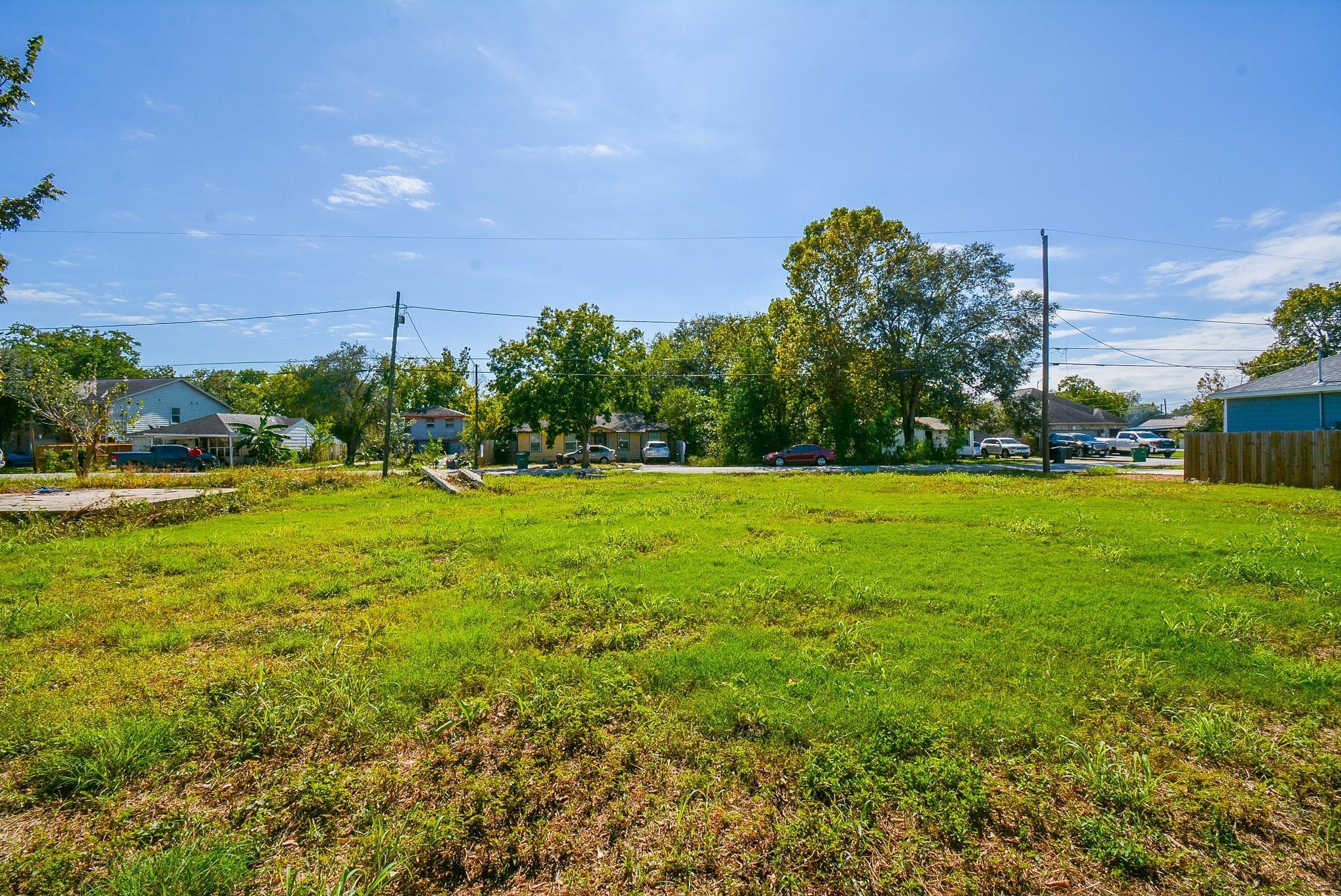 4607 Larkspur Street