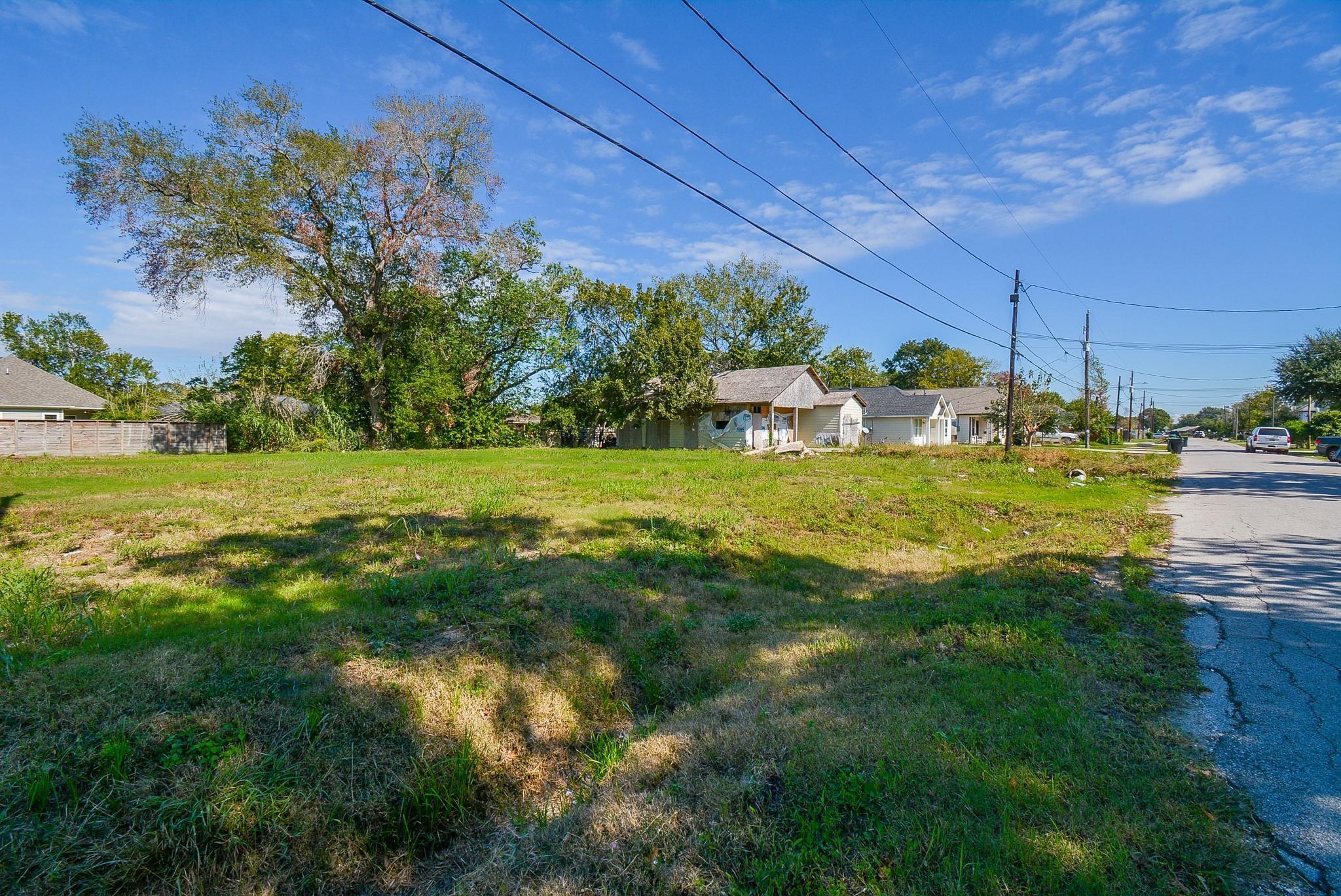 4607 Larkspur Street