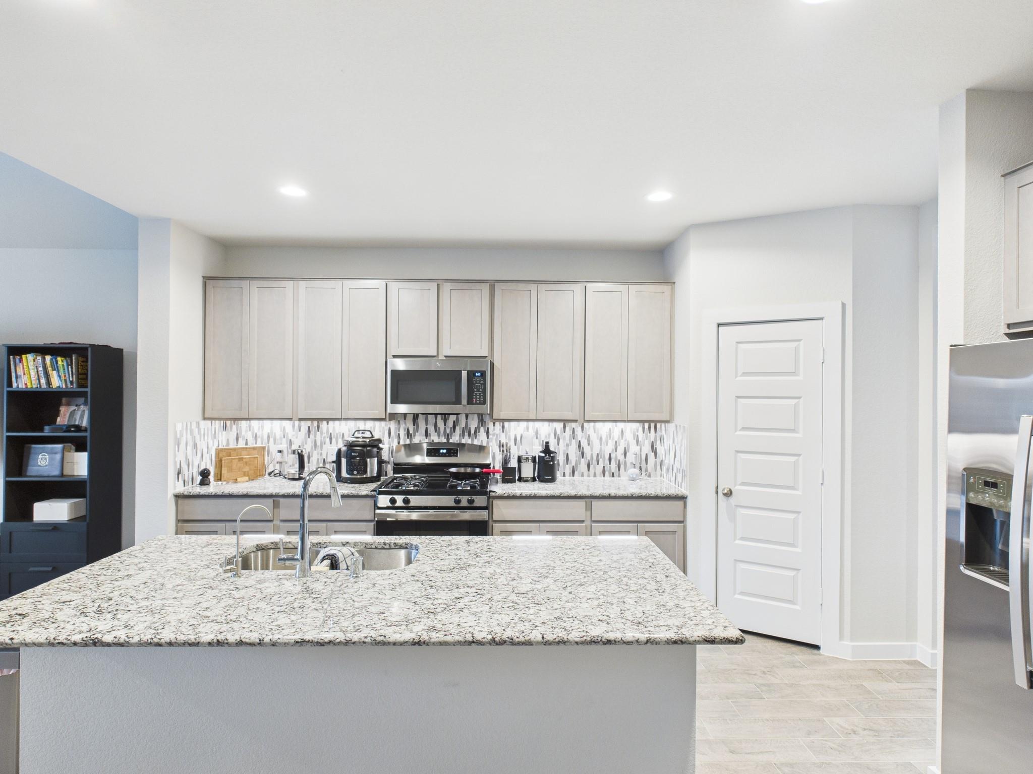 11823 Maple Oak Drive