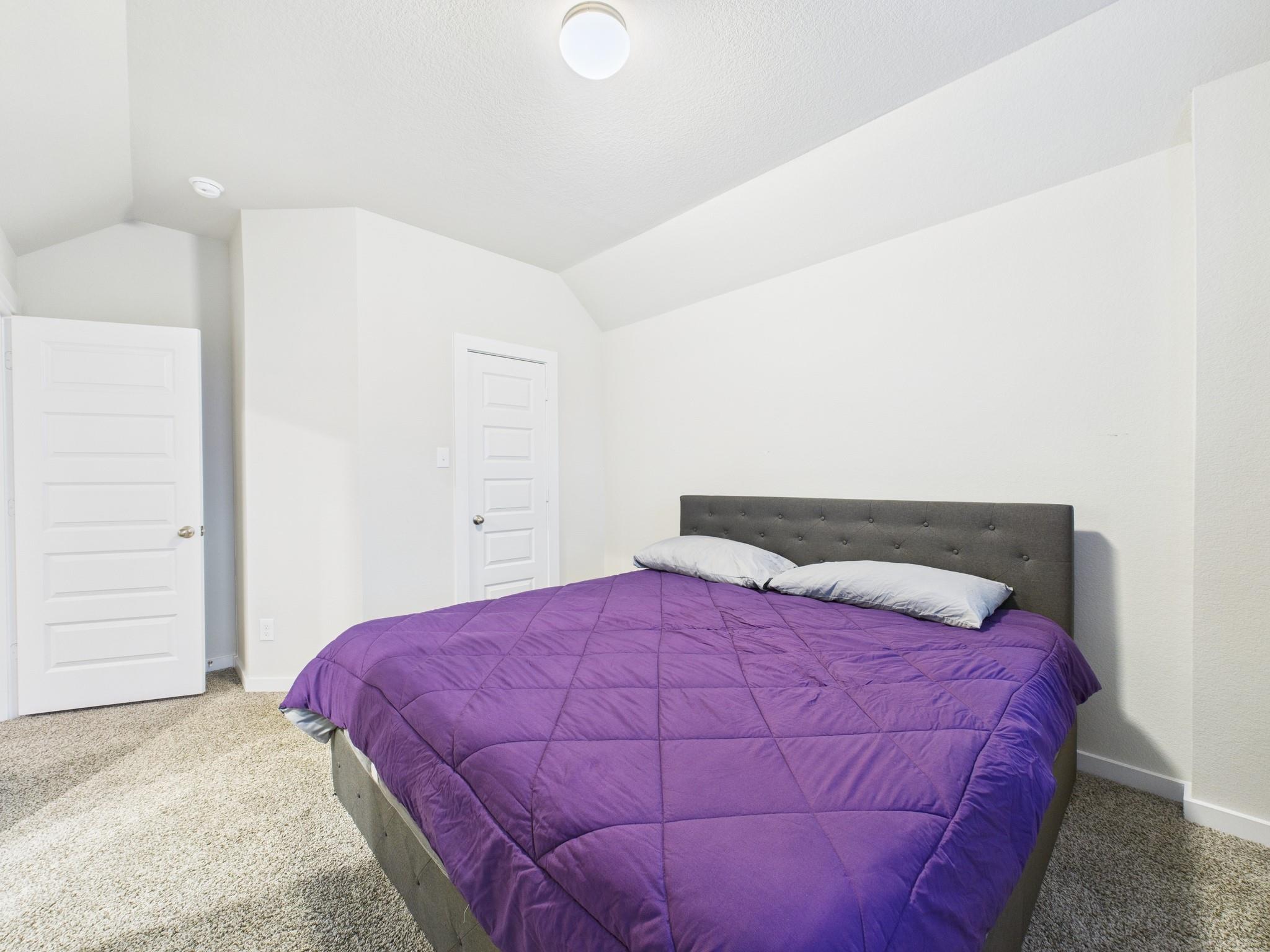 11823 Maple Oak Drive