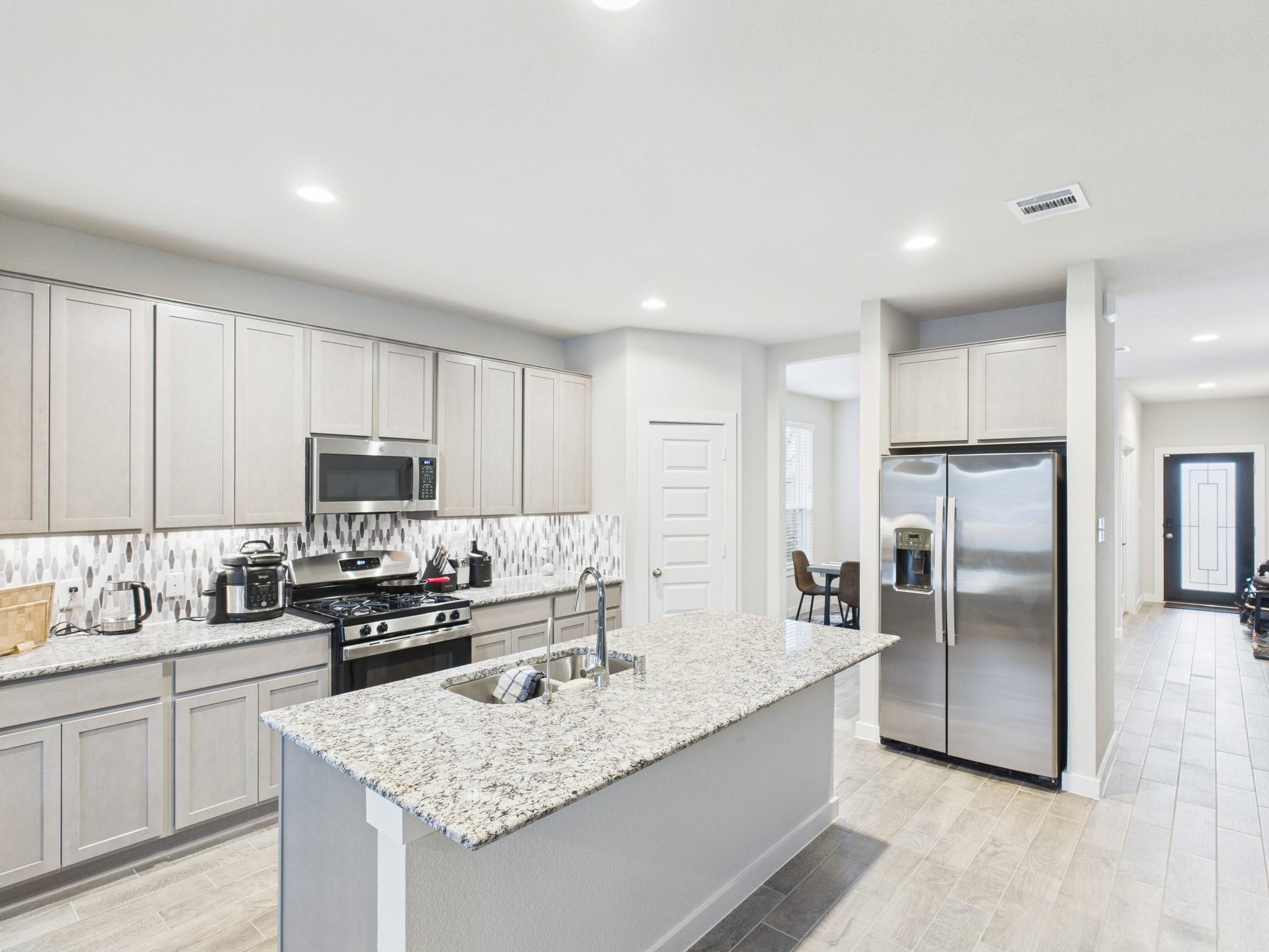 11823 Maple Oak Drive