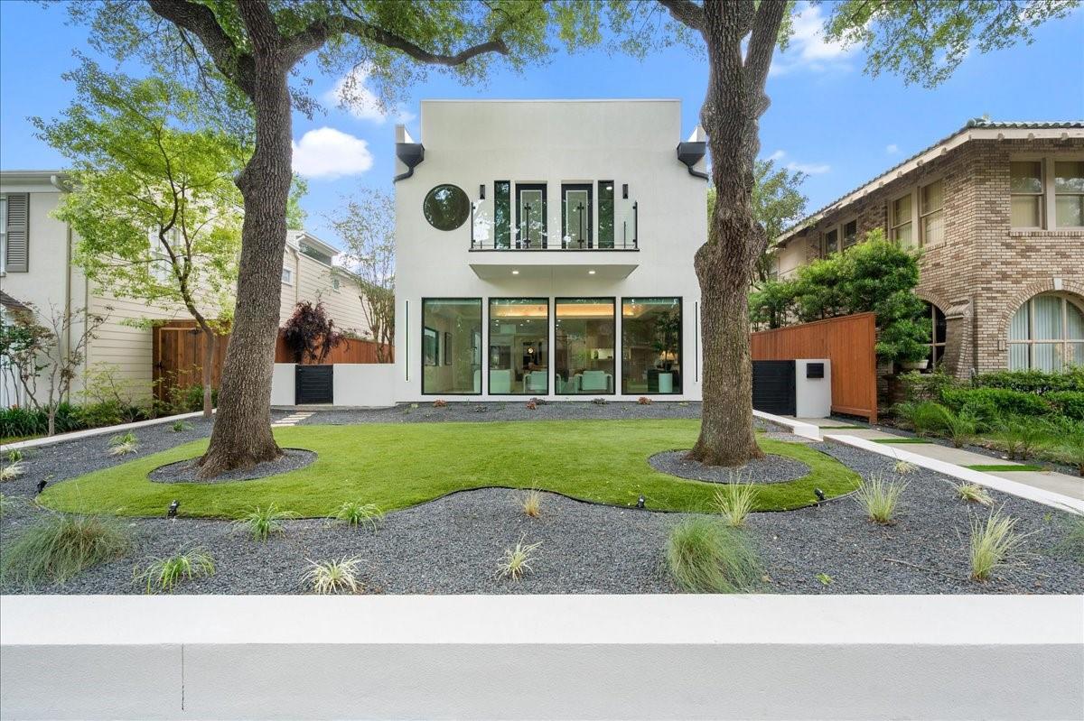 2135 Quenby Street, Houston