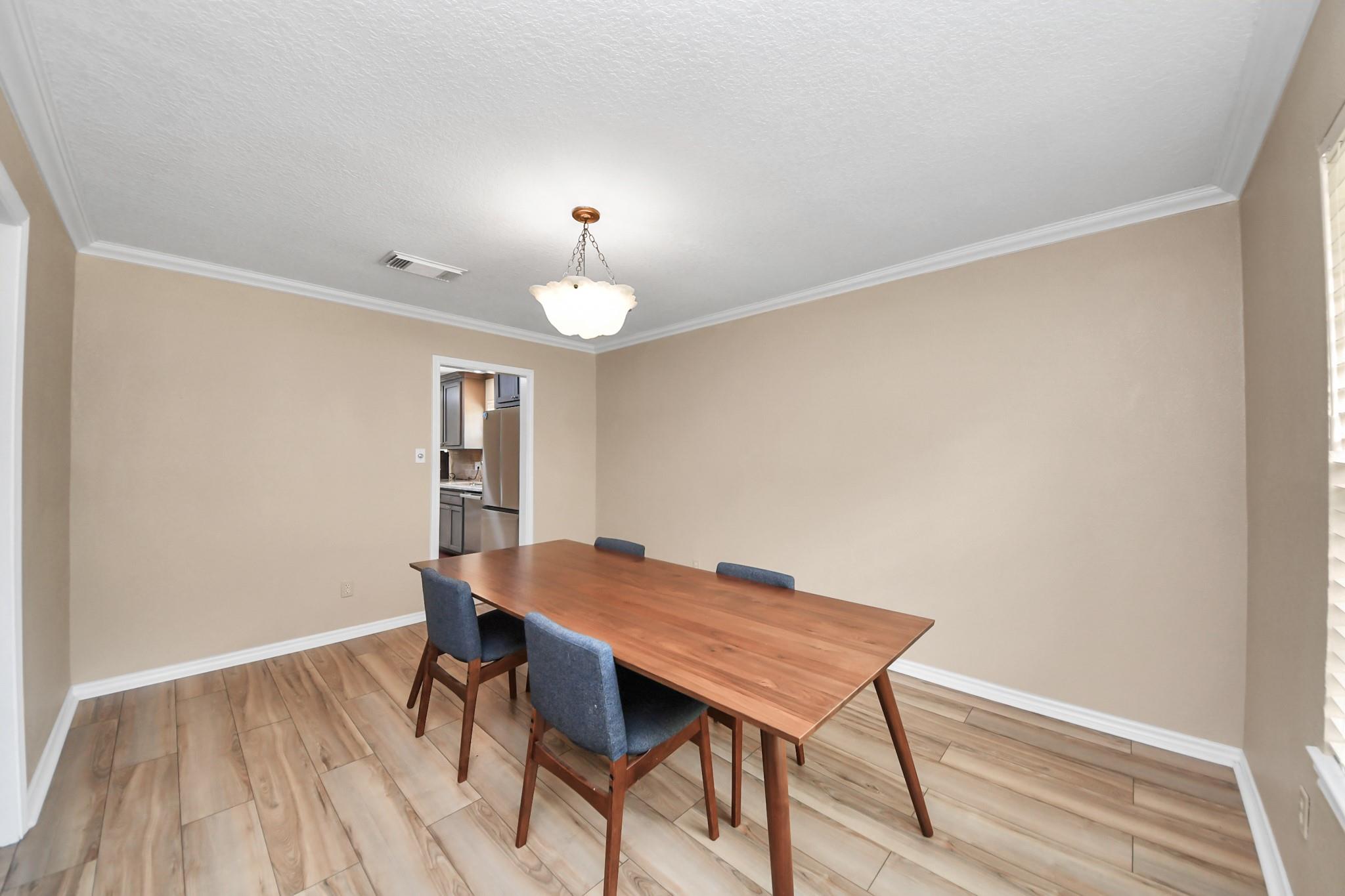 313 Linden Lane