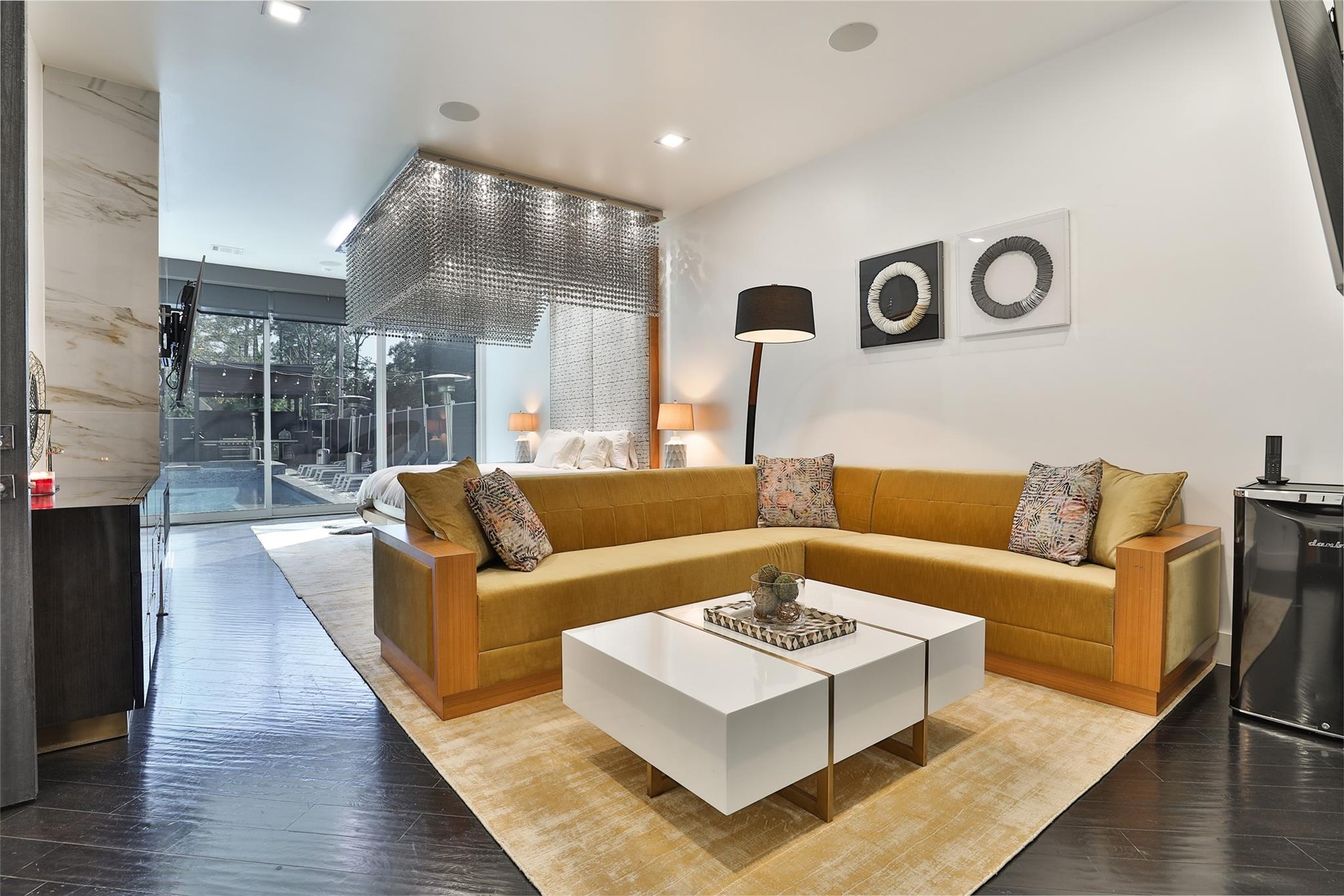 11905 Barryknoll Lane