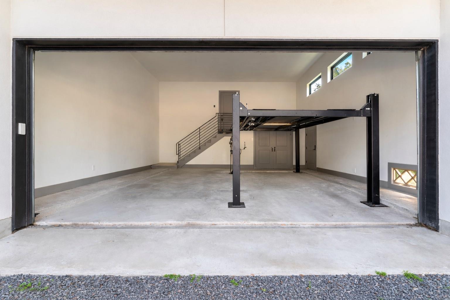 4935 Braesheather Drive