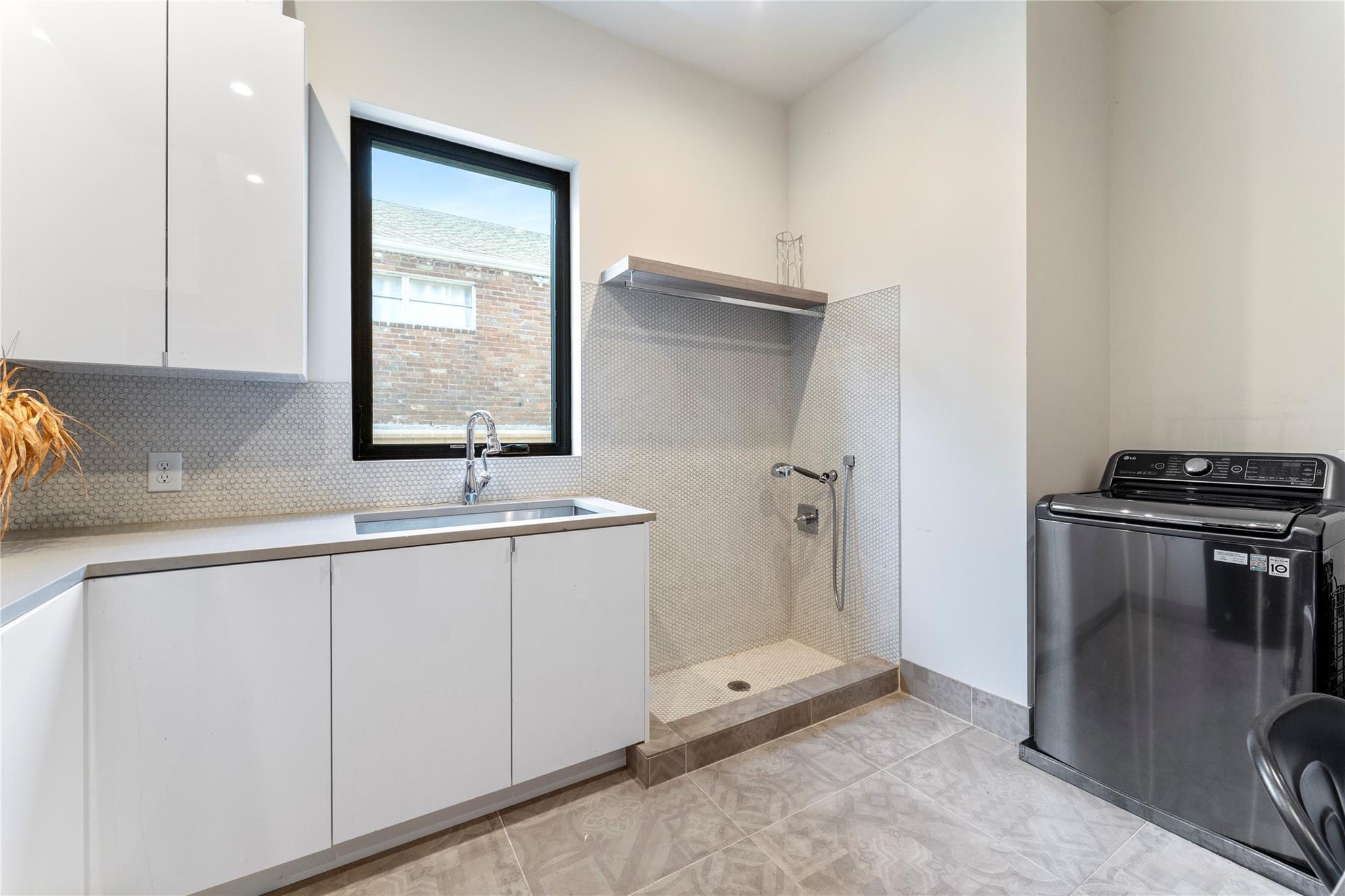 4935 Braesheather Drive