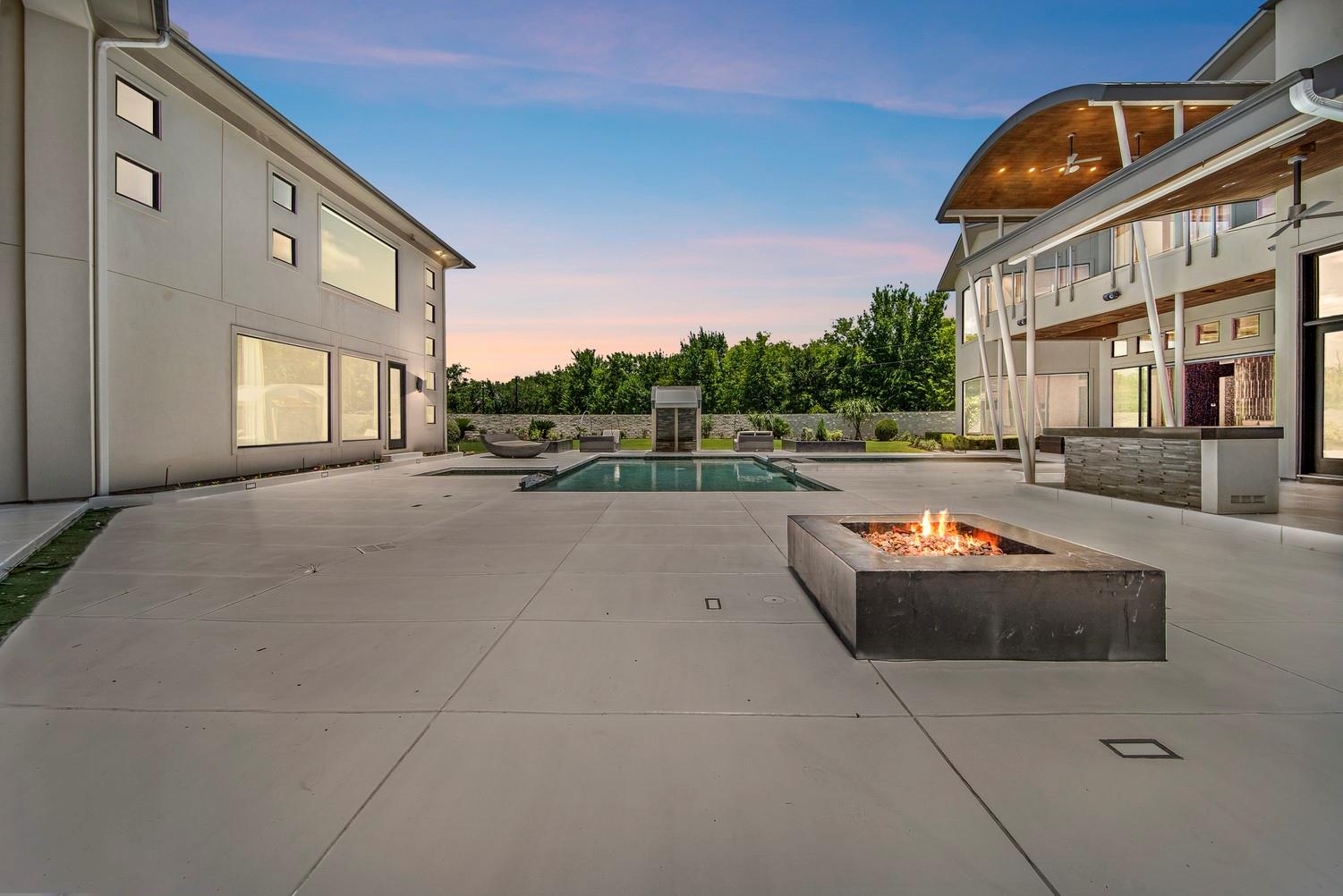4043 Maranatha Drive