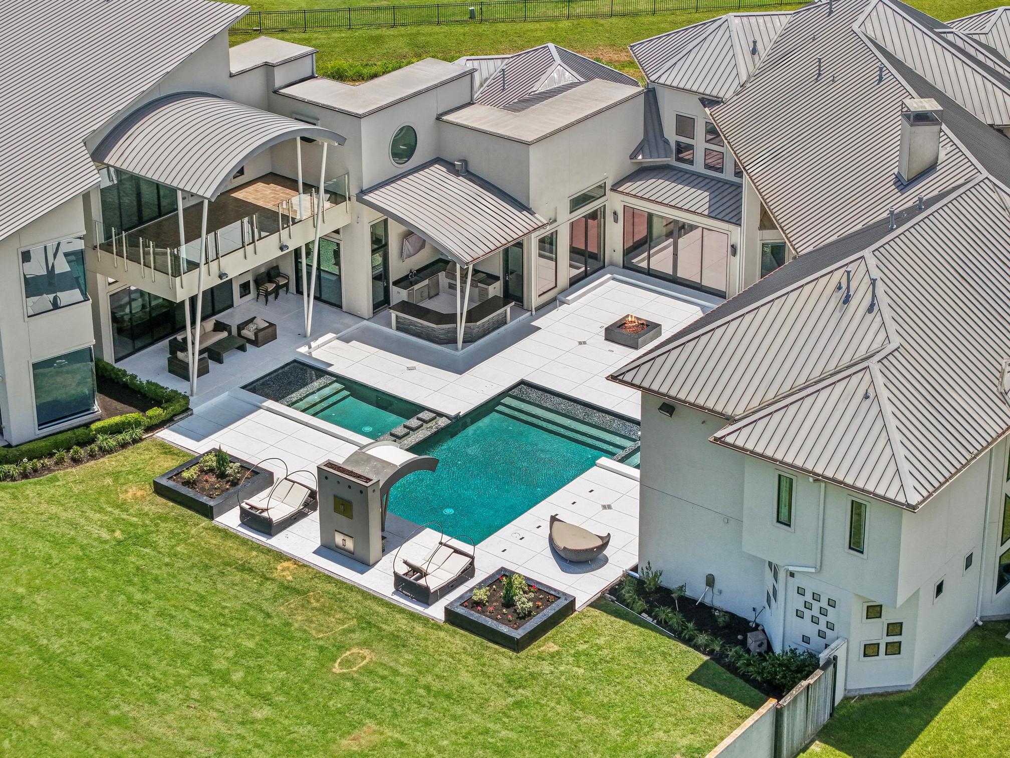 4043 Maranatha Drive