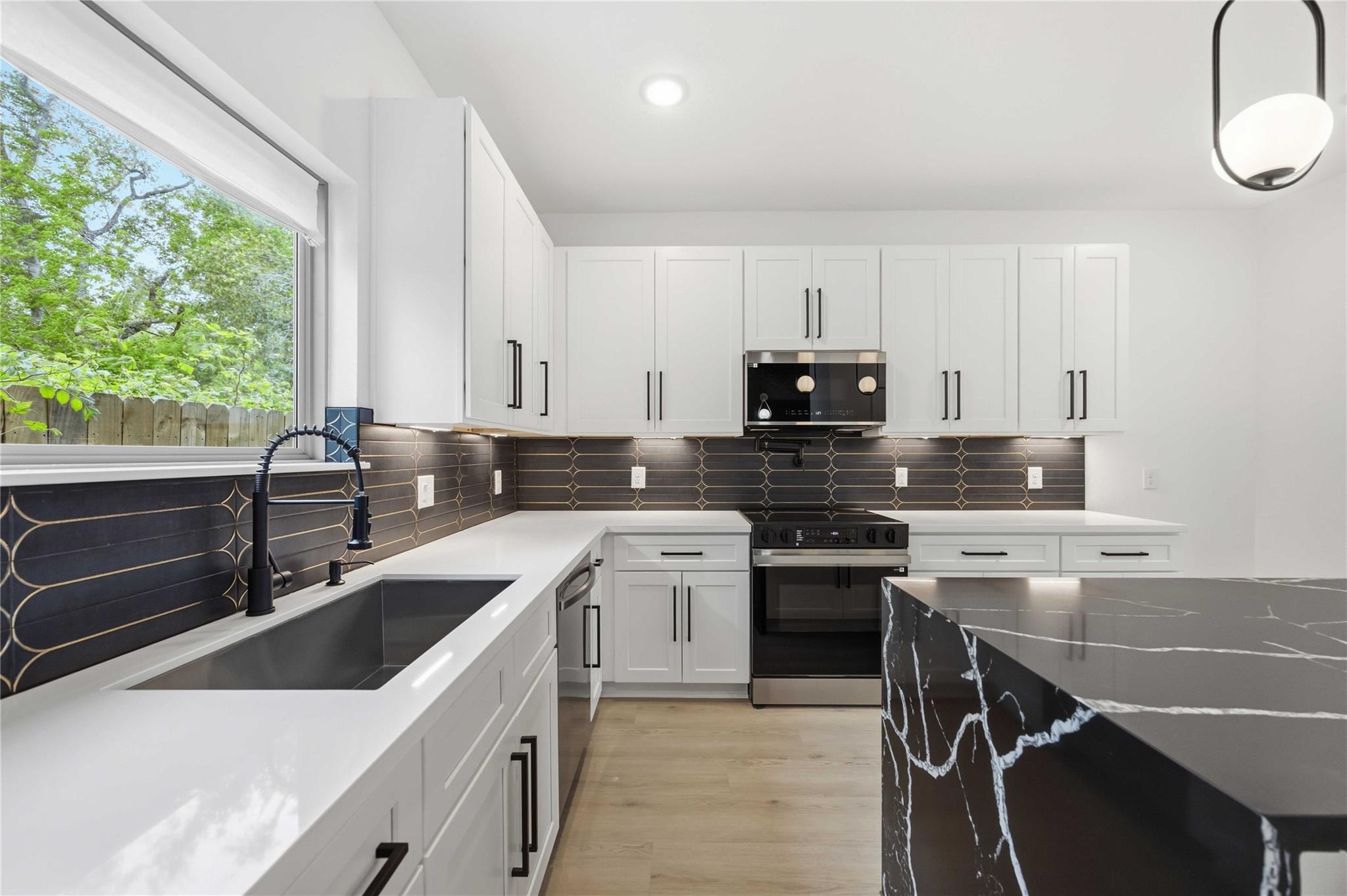 8129 Safebuy Street Unit: A/B