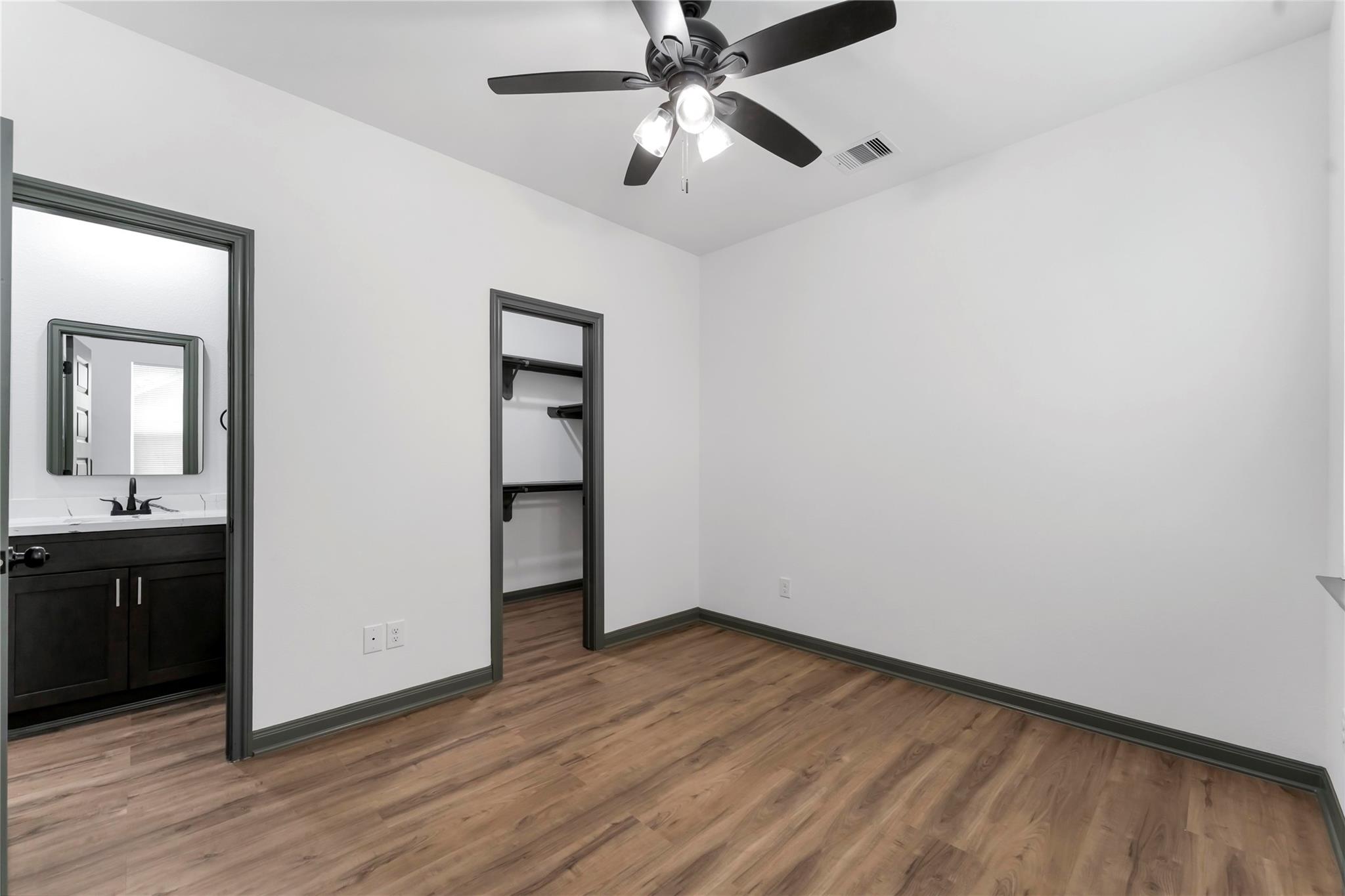 7987 Chateau Street # D, Houston Unit: D