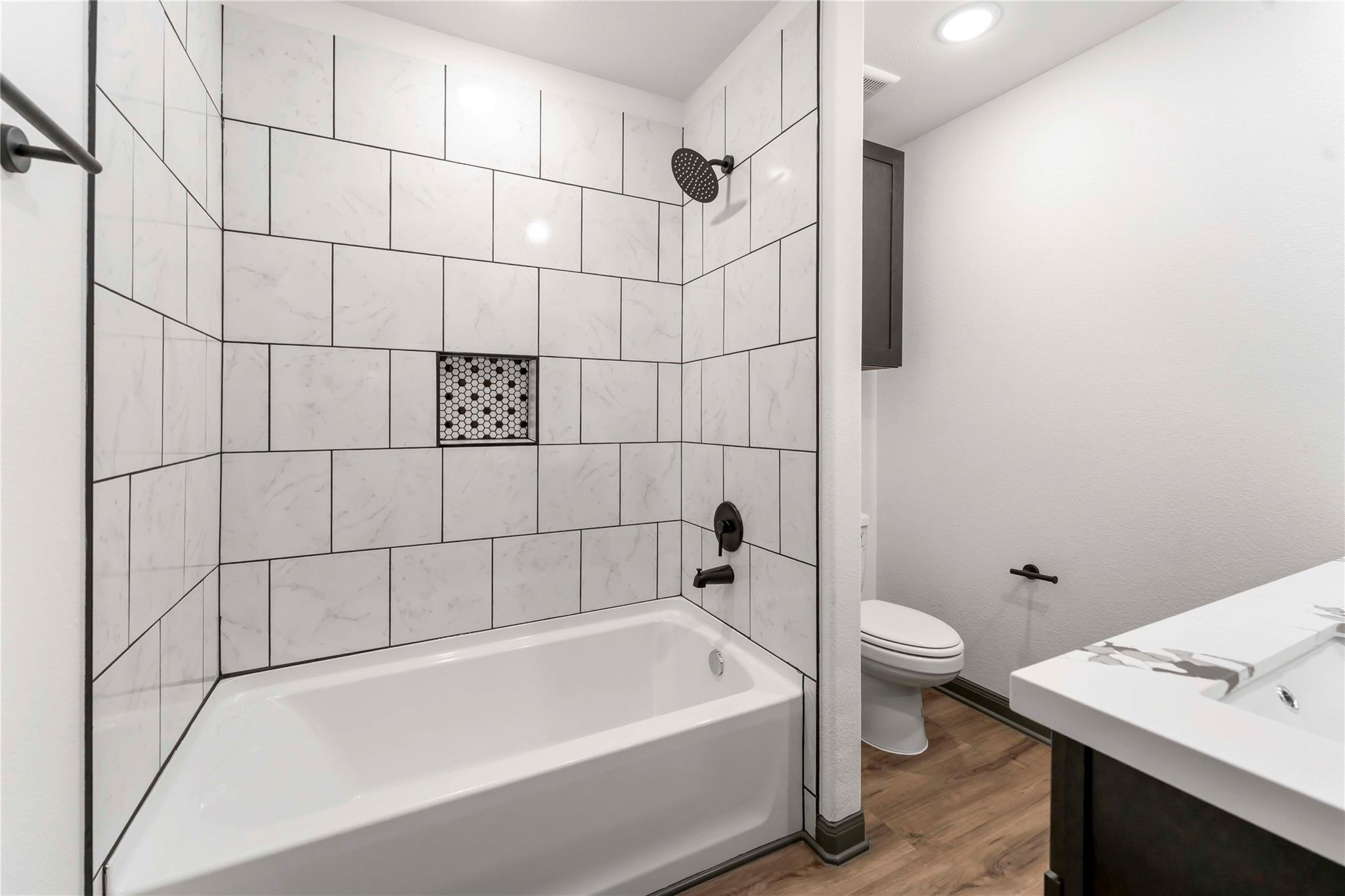 7987 Chateau Street # D, Houston Unit: D