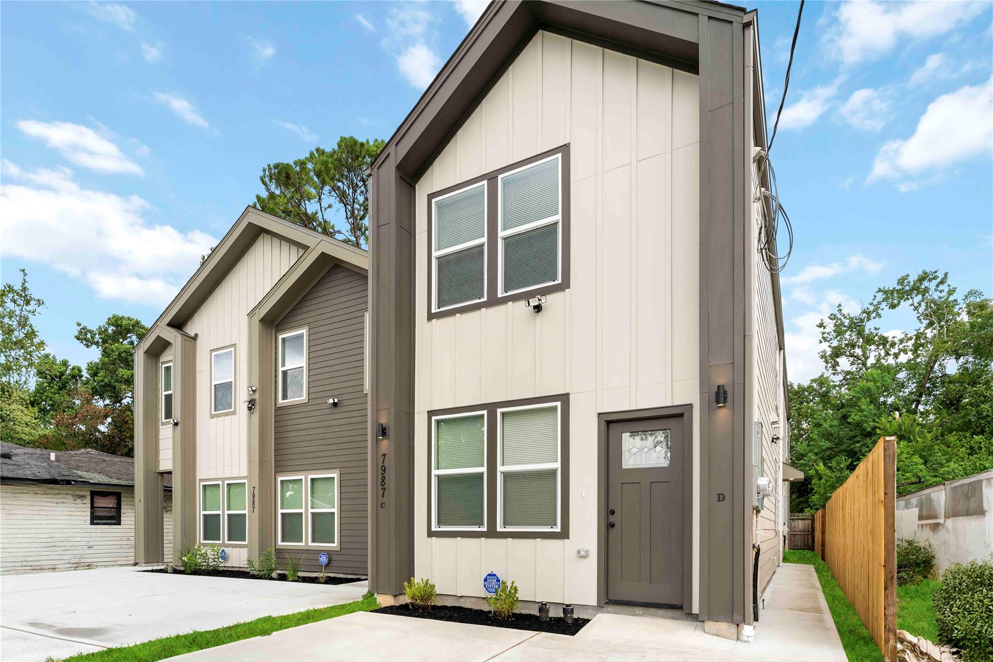 7987 Chateau Street # D, Houston Unit: D