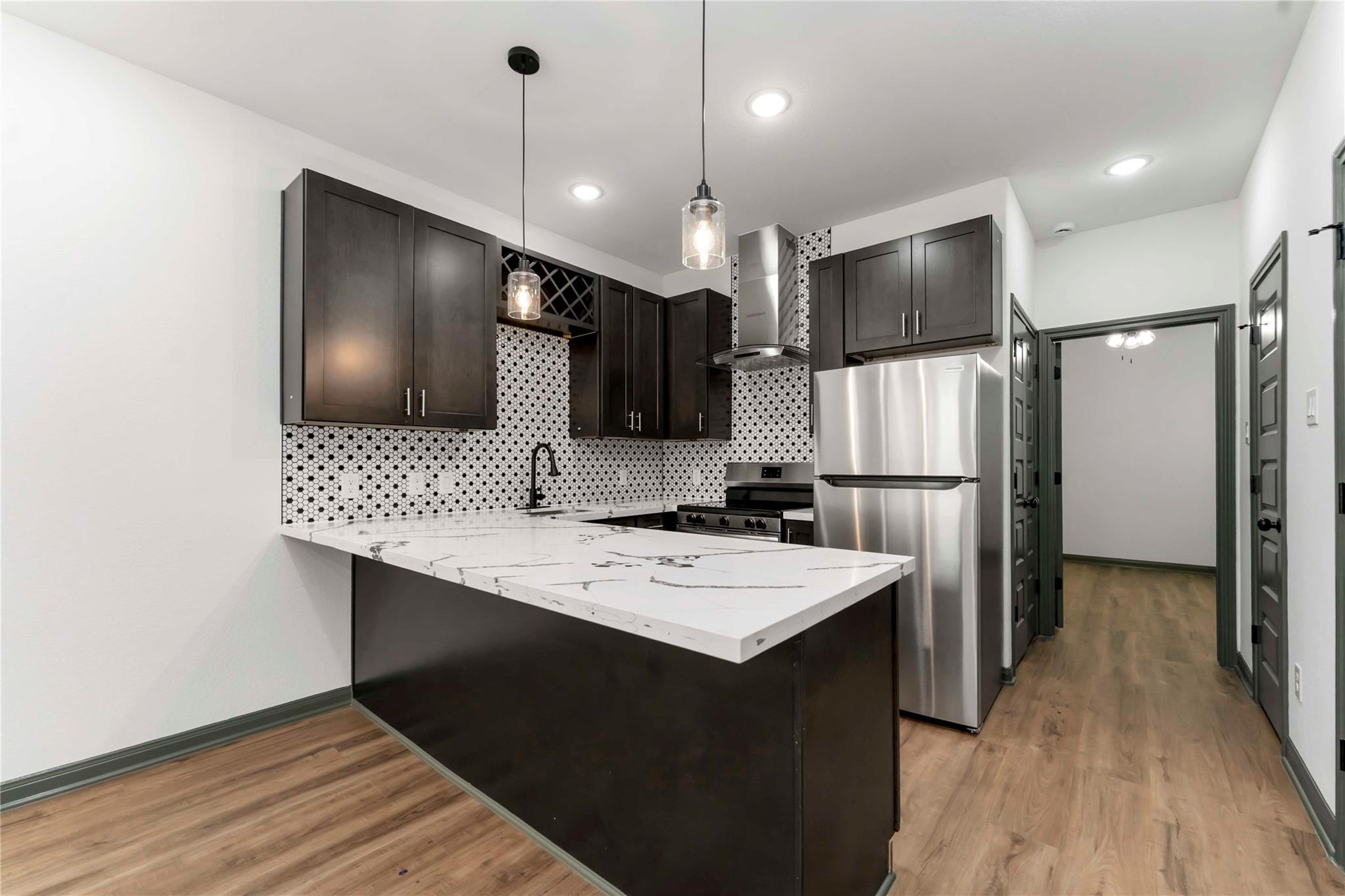 7987 Chateau Street # D, Houston Unit: D