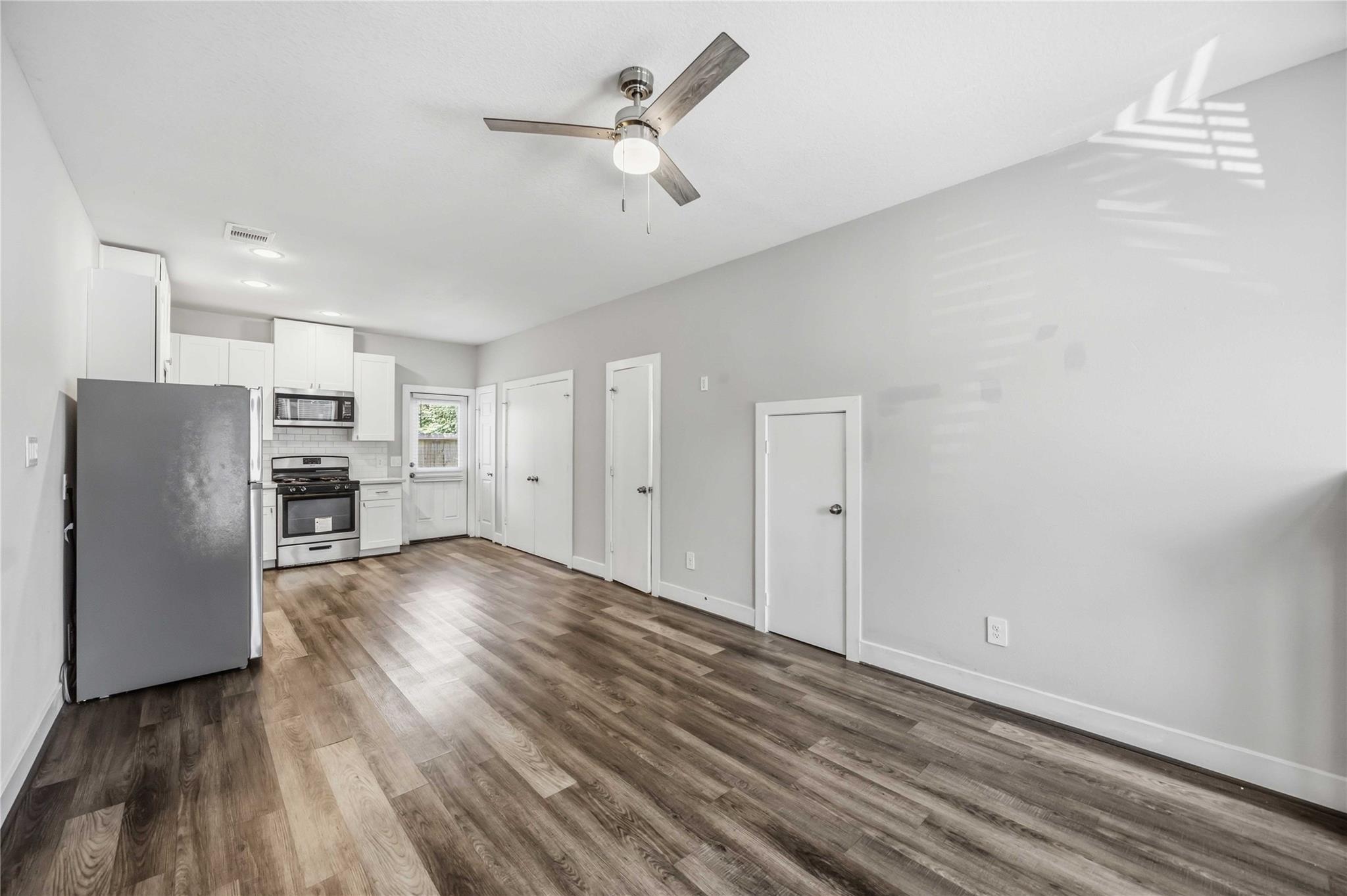 5329 Higgins Street Unit: A/B