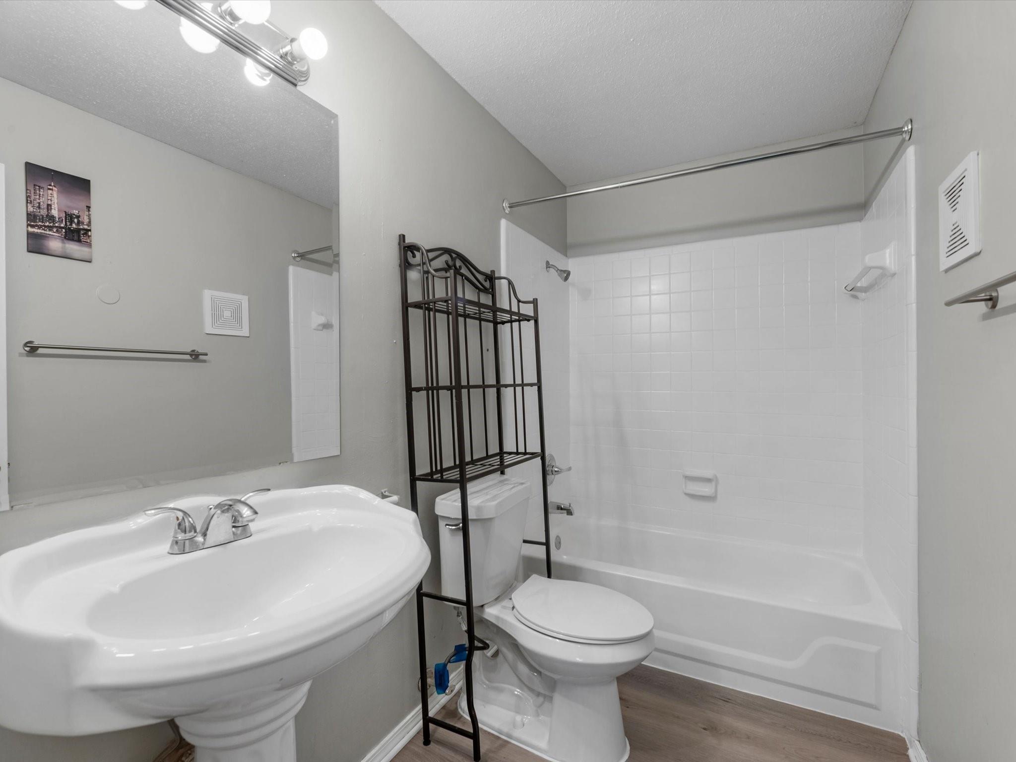 9700 Leawood Boulevard # 706