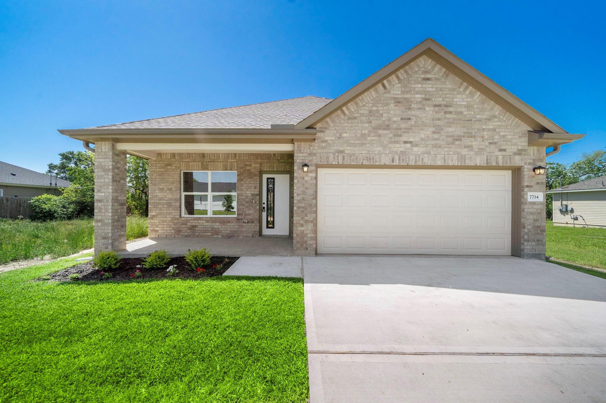 7714 N Howton Street