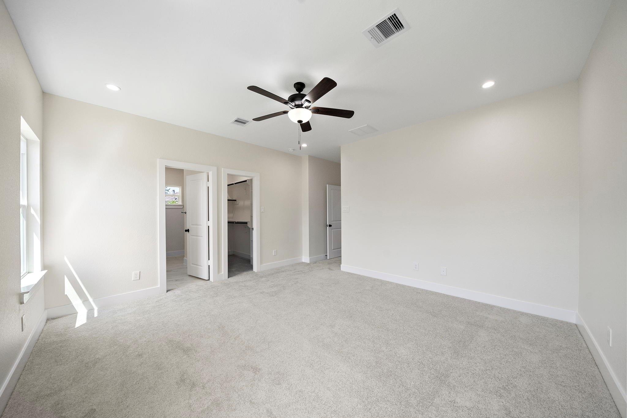 7714 N Howton Street