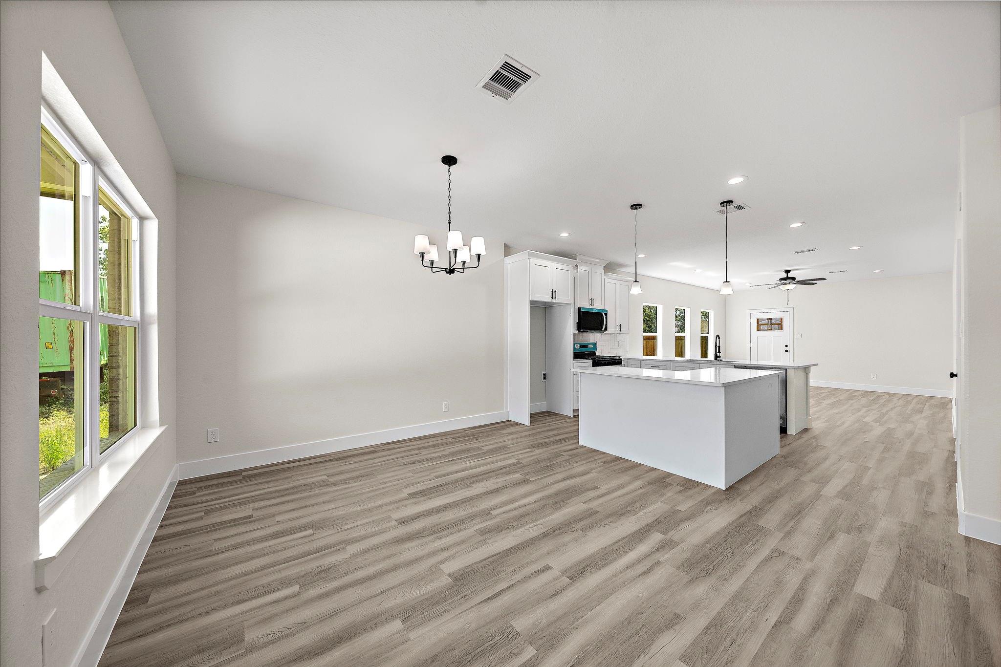 7714 N Howton Street