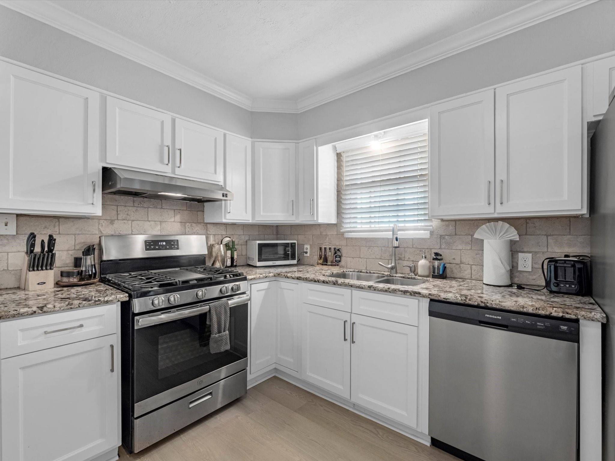 2505 Truxillo Street