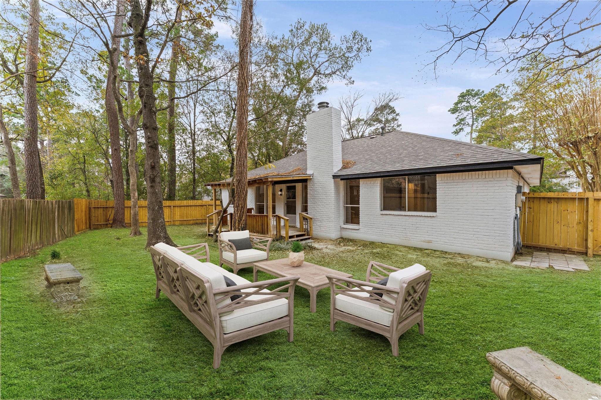 30 N Drifting Leaf Court