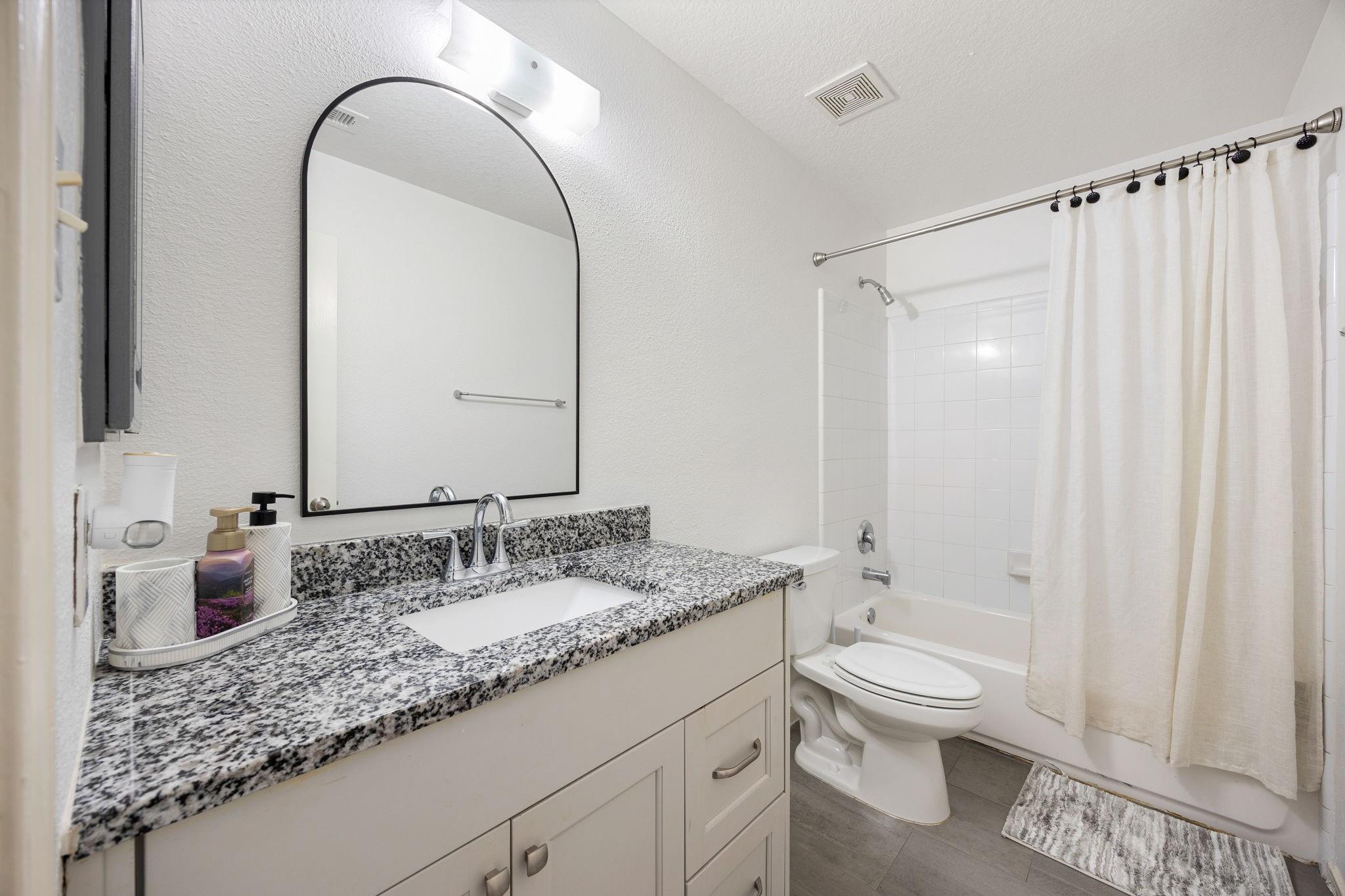 5038 Natchez Ridge Court