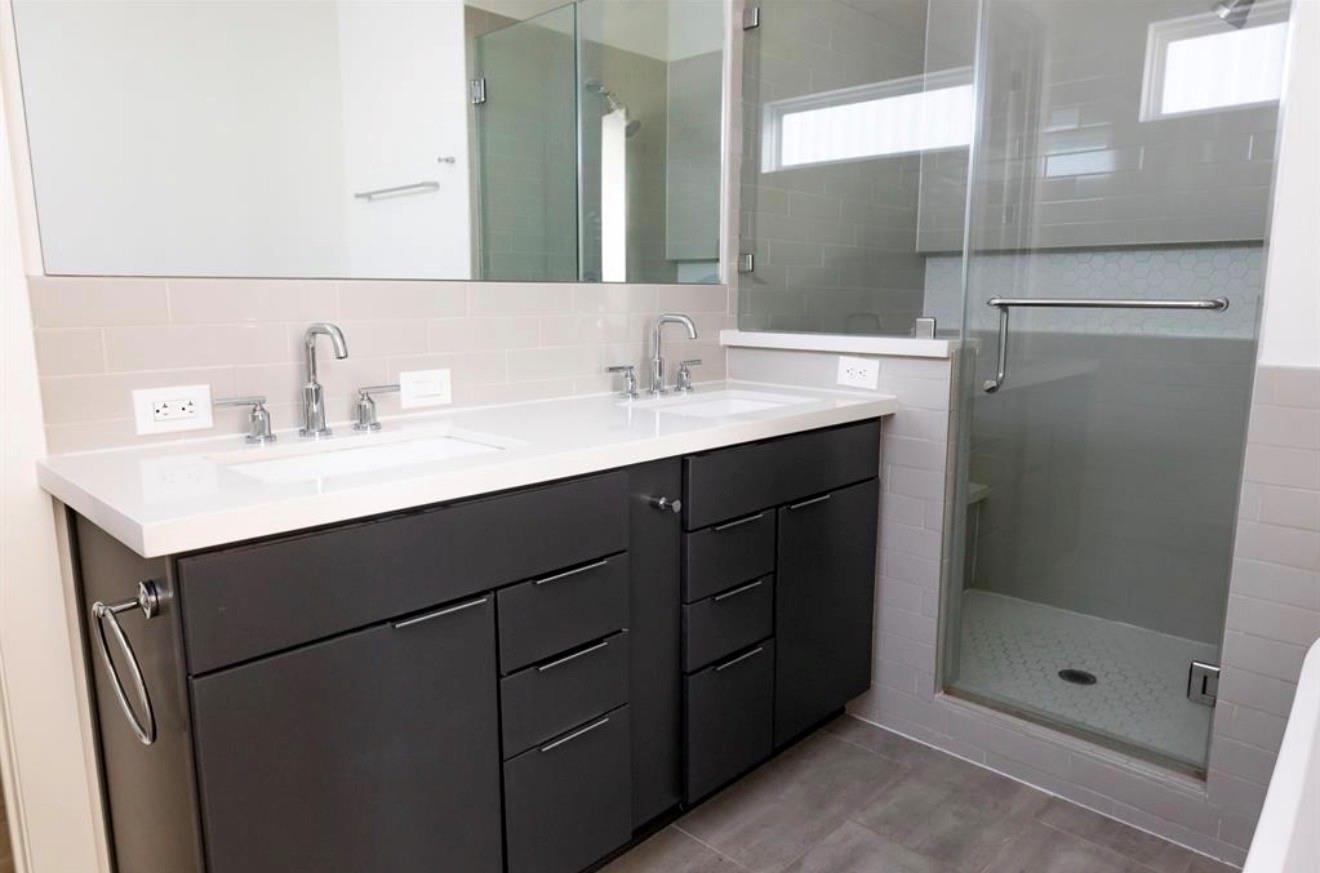 1141 W 17th Street # B