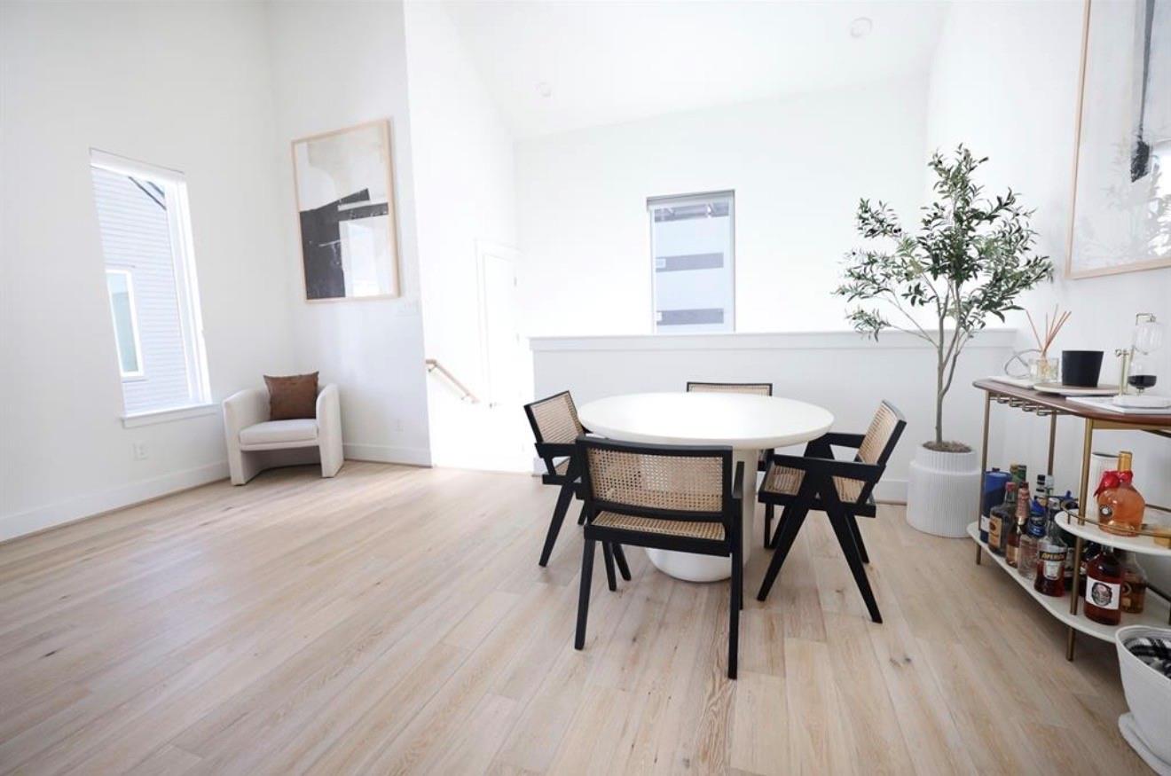 1141 W 17th Street # B