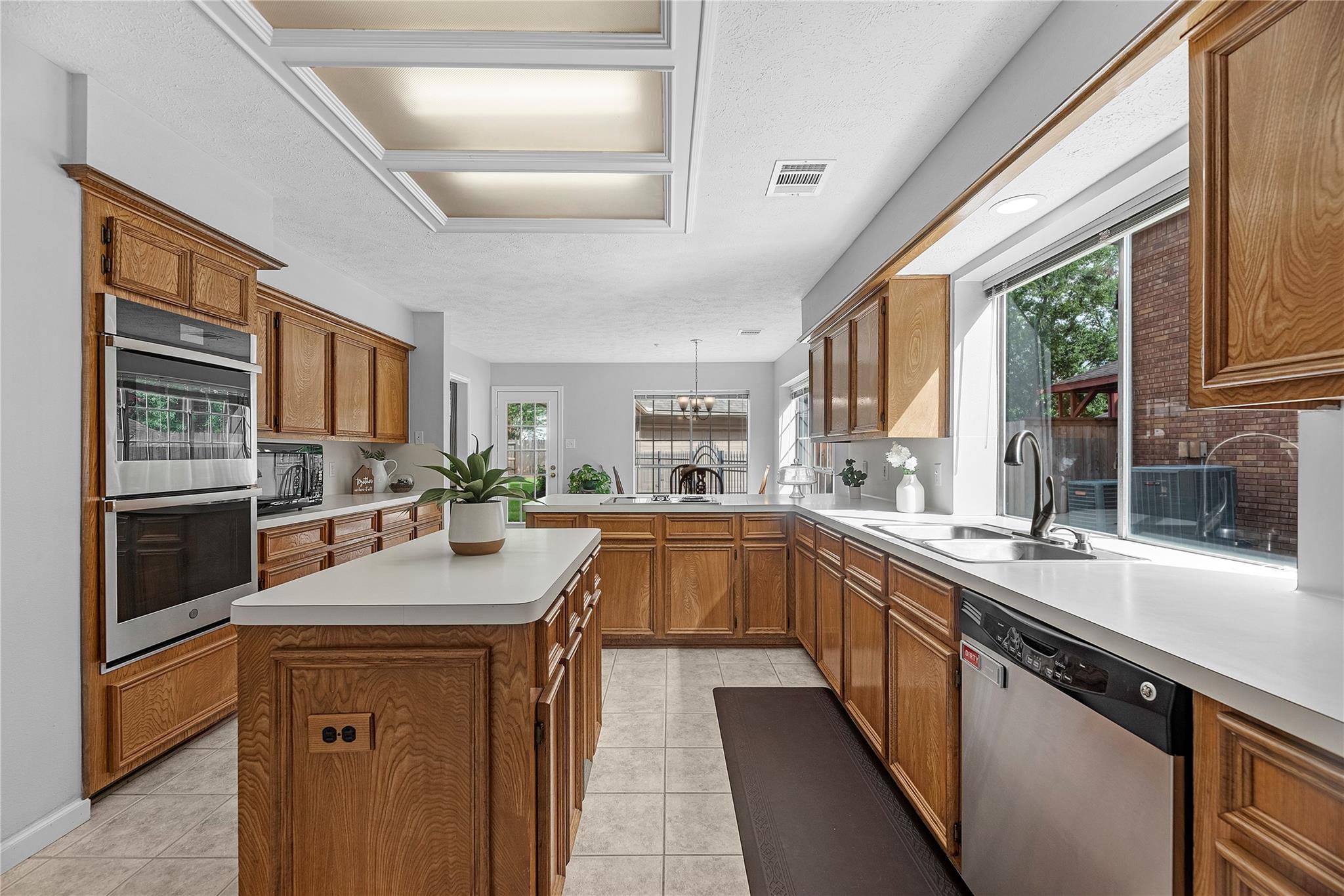 4531 Bermuda Drive
