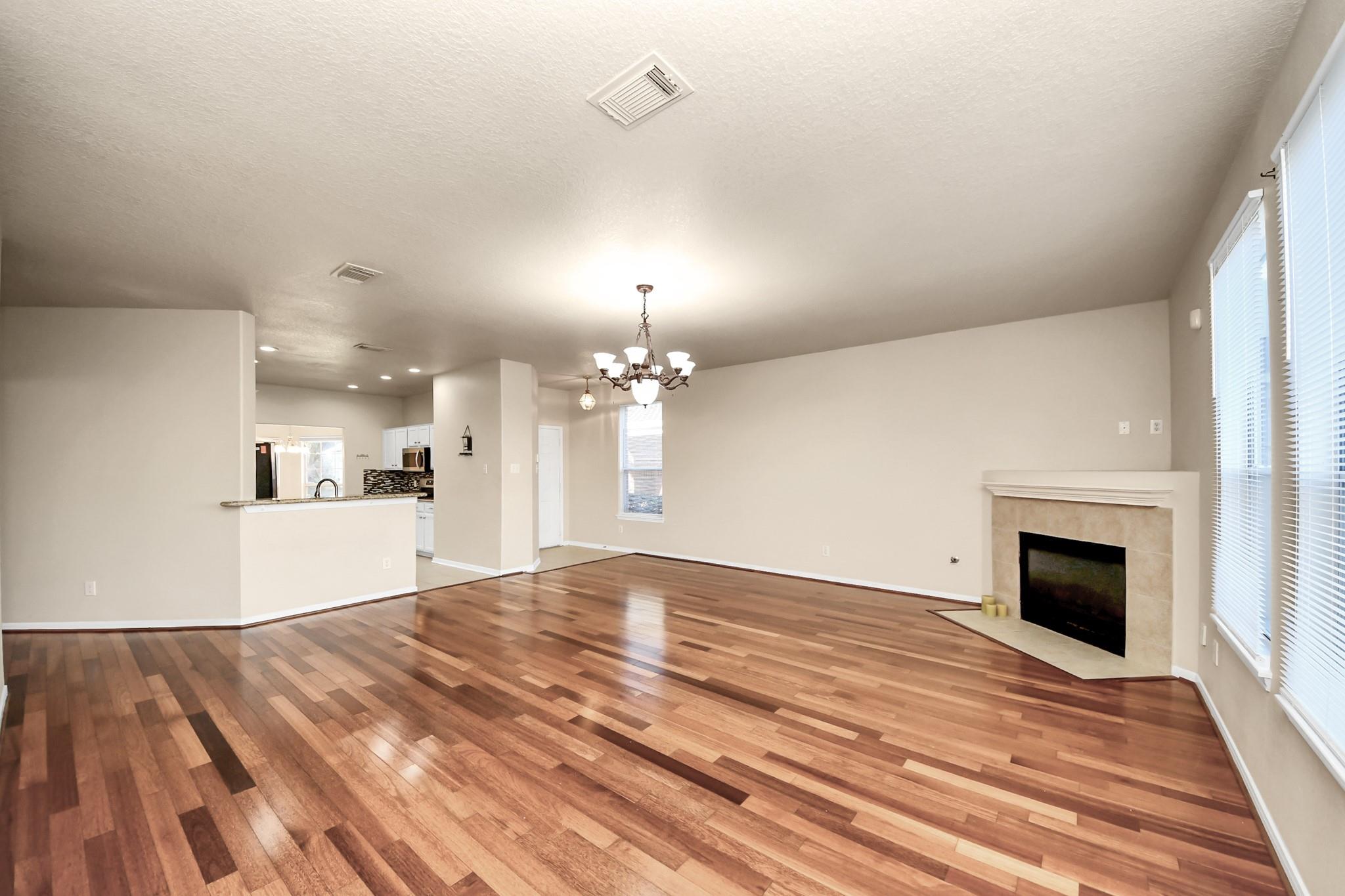 19438 Juniper Vale Circle