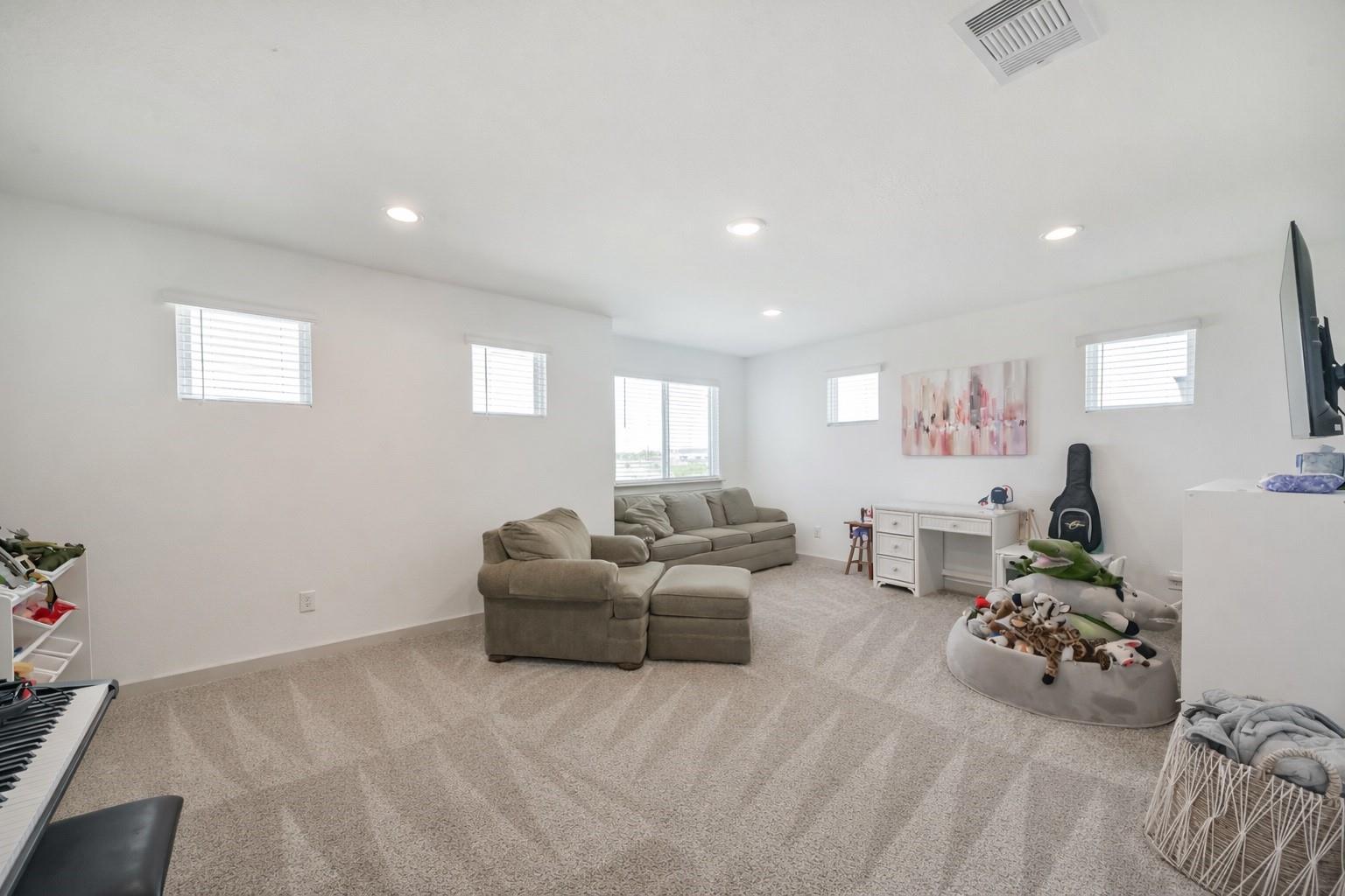 12507 Walmgate Court